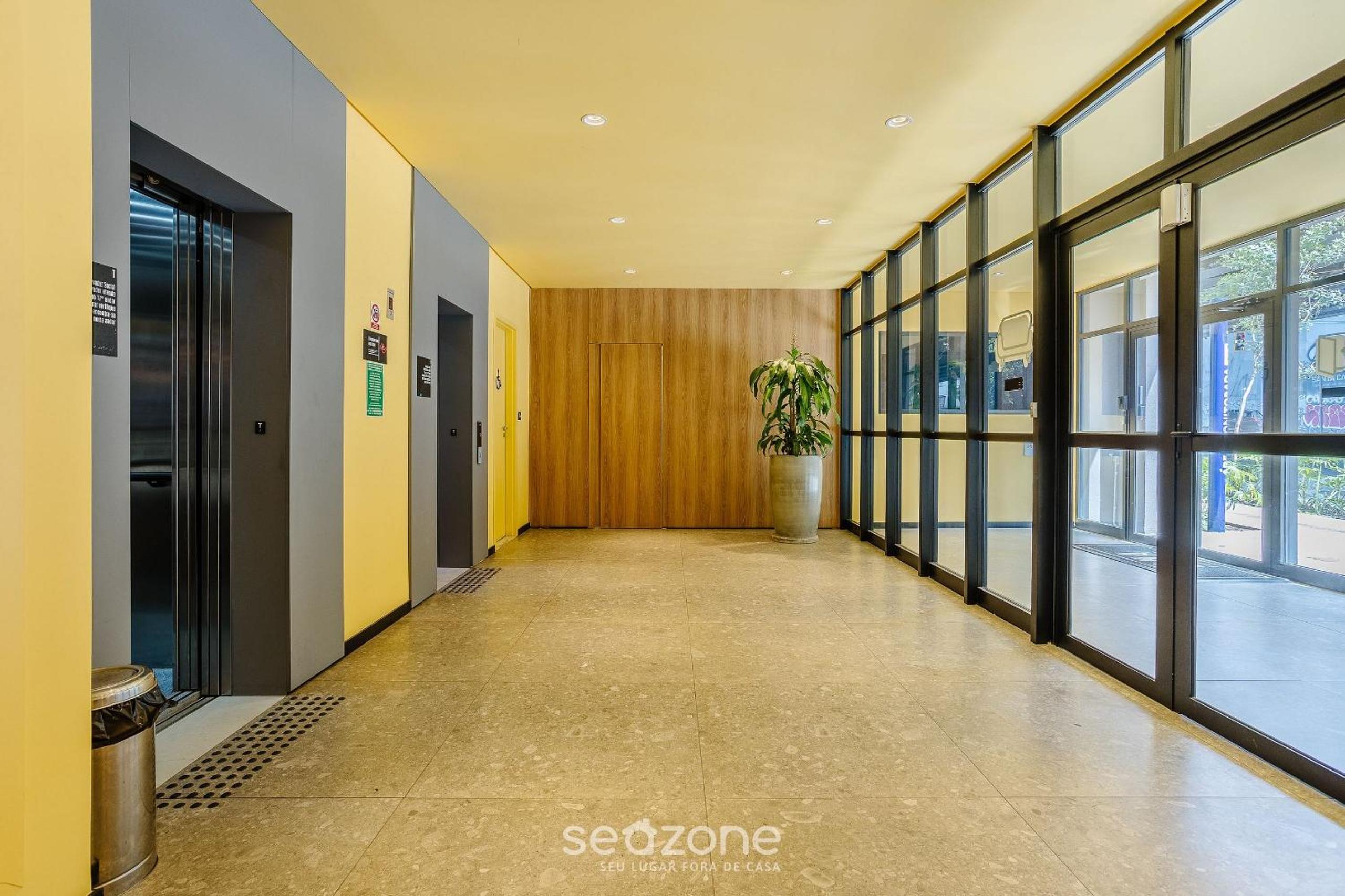 Studio in a cond. w/ pool near the subway ENP0607