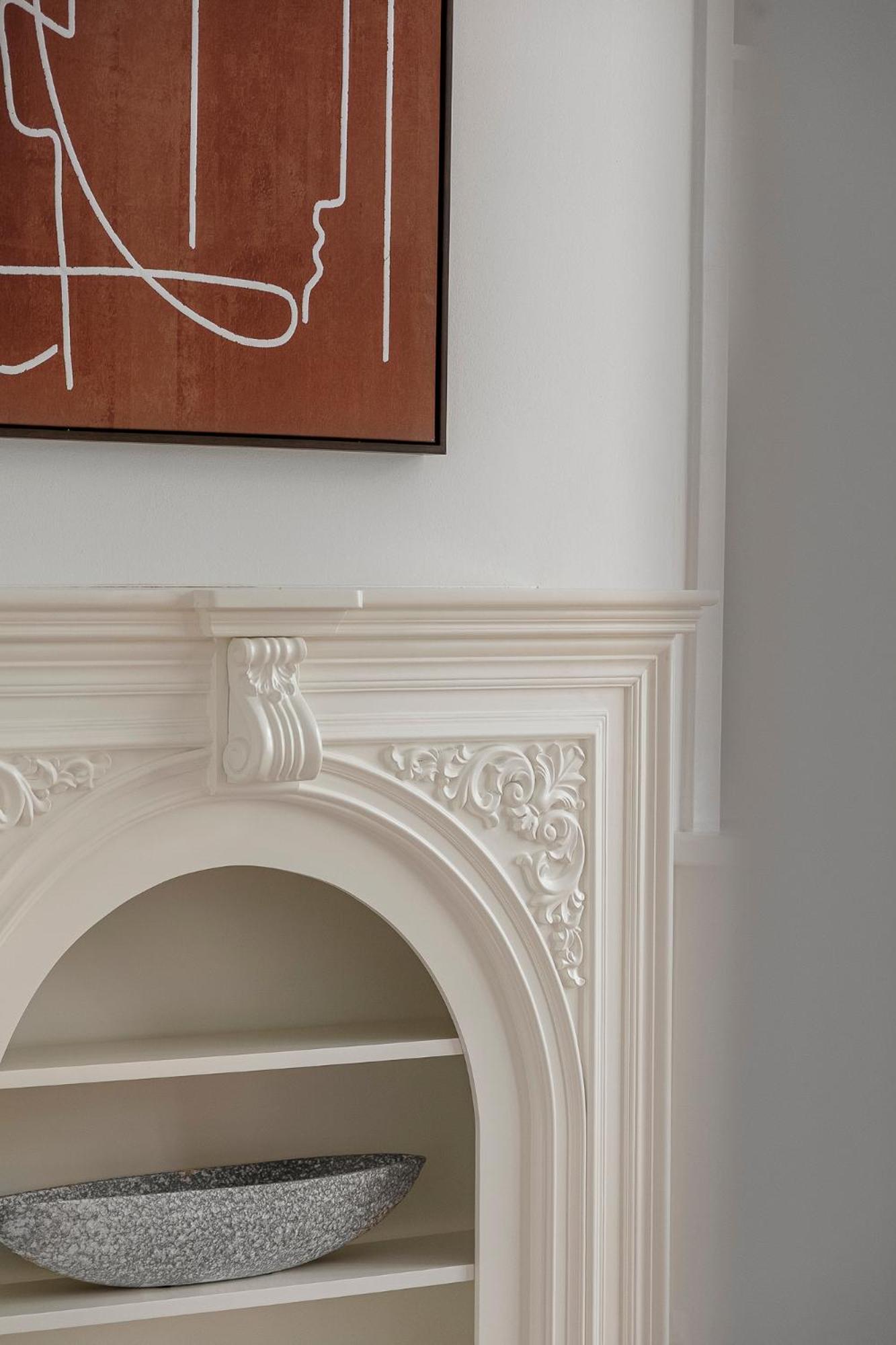 Holland Park 2 Bedroom Apartment