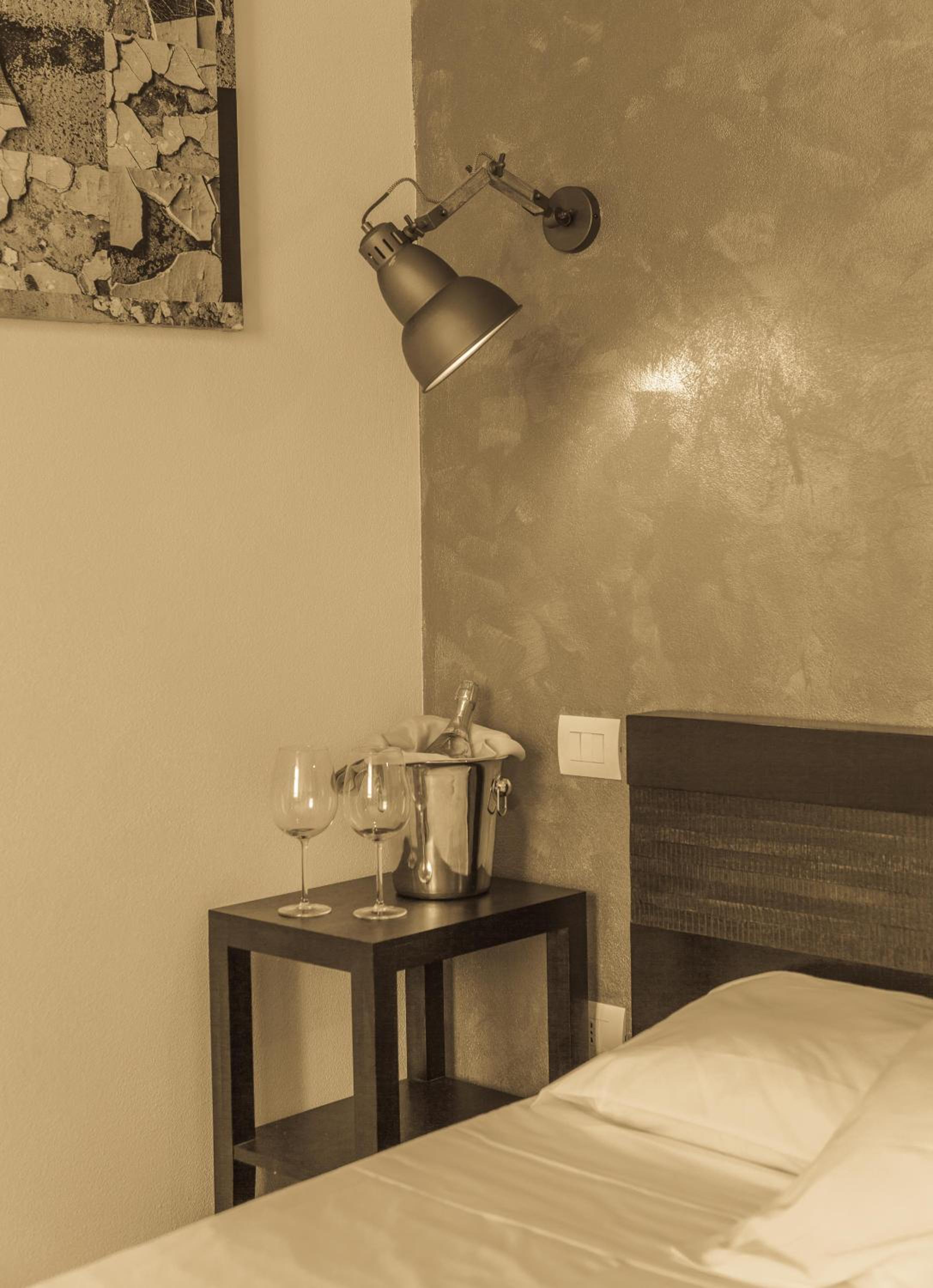 Manì Rooms