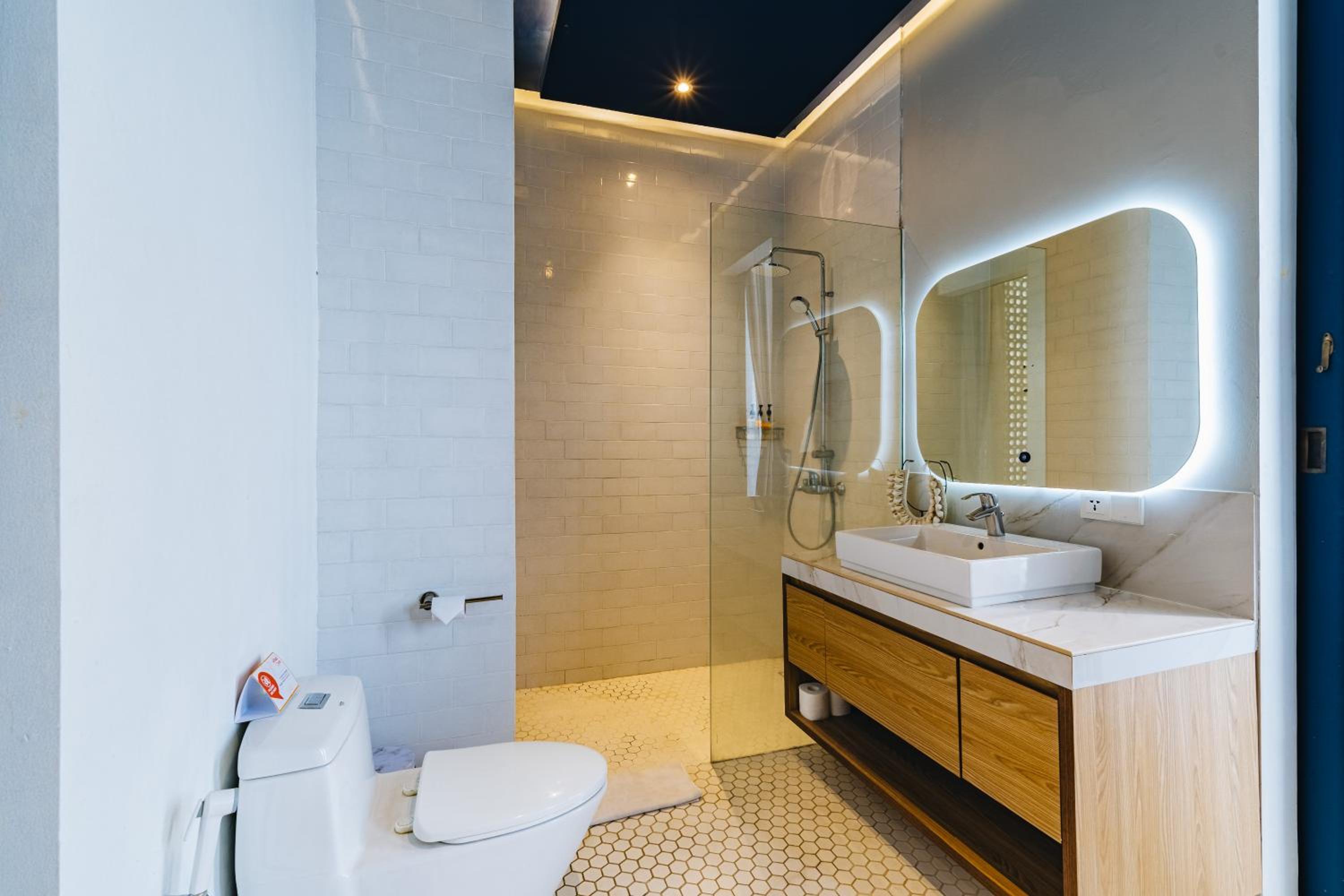 Omah Bleue - Designer 4 Bedrooms Villa in Canggu