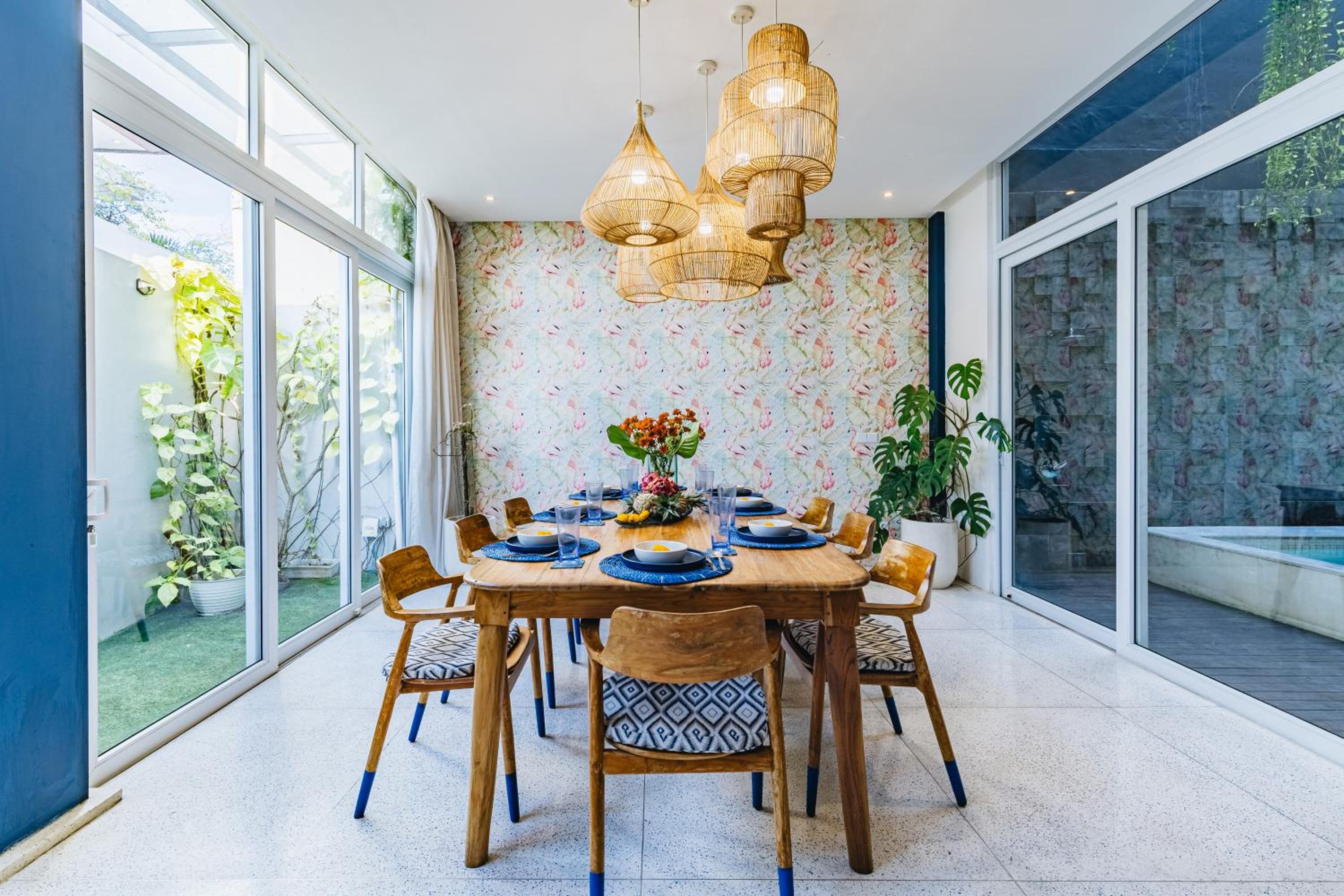 Omah Bleue - Designer 4 Bedrooms Villa in Canggu