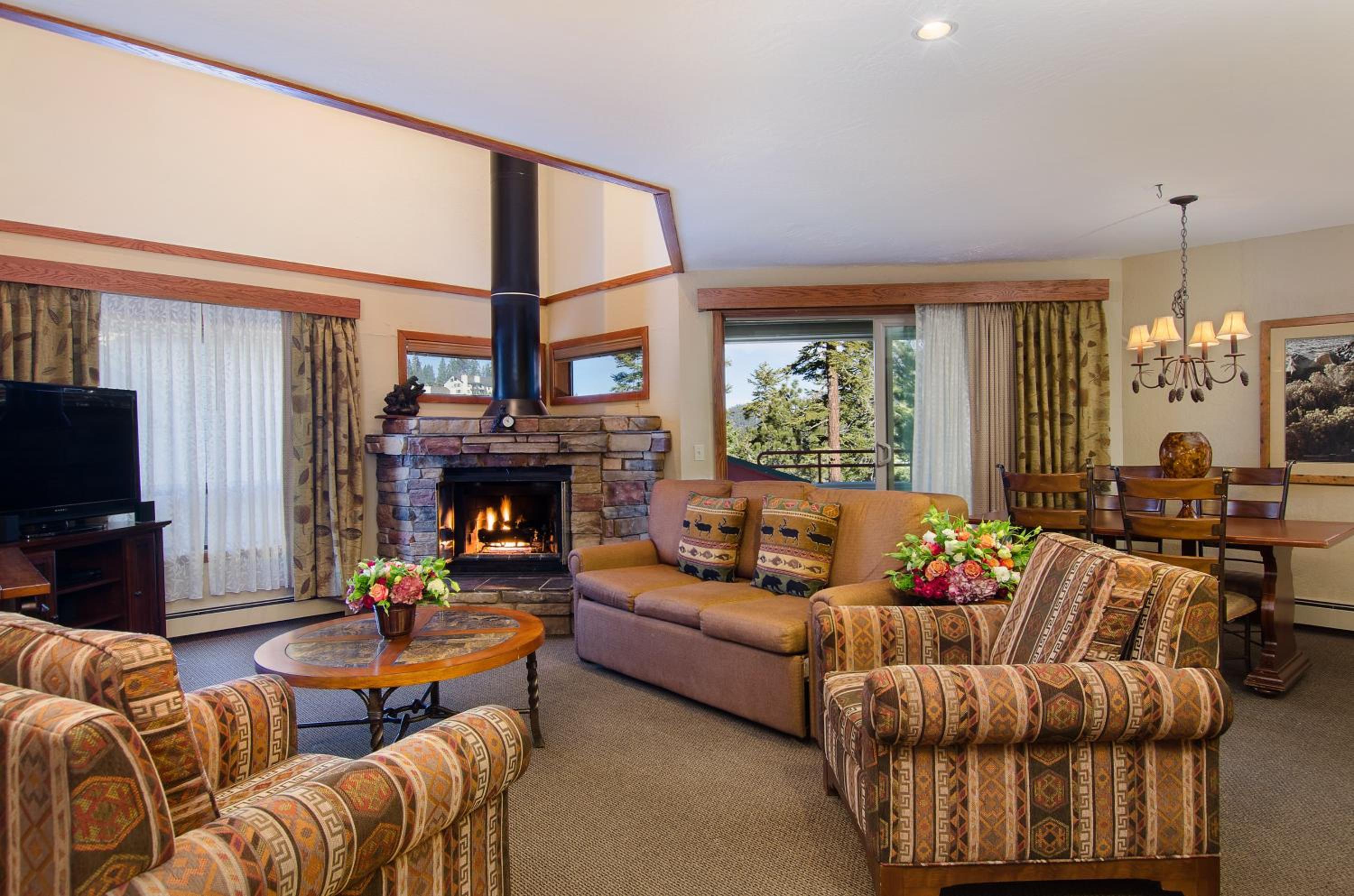 Lake Tahoe Vacations - Holiday Inn Club Vacations - Tahoe Ridge Resort, an IHG Hotel - Property Image 3