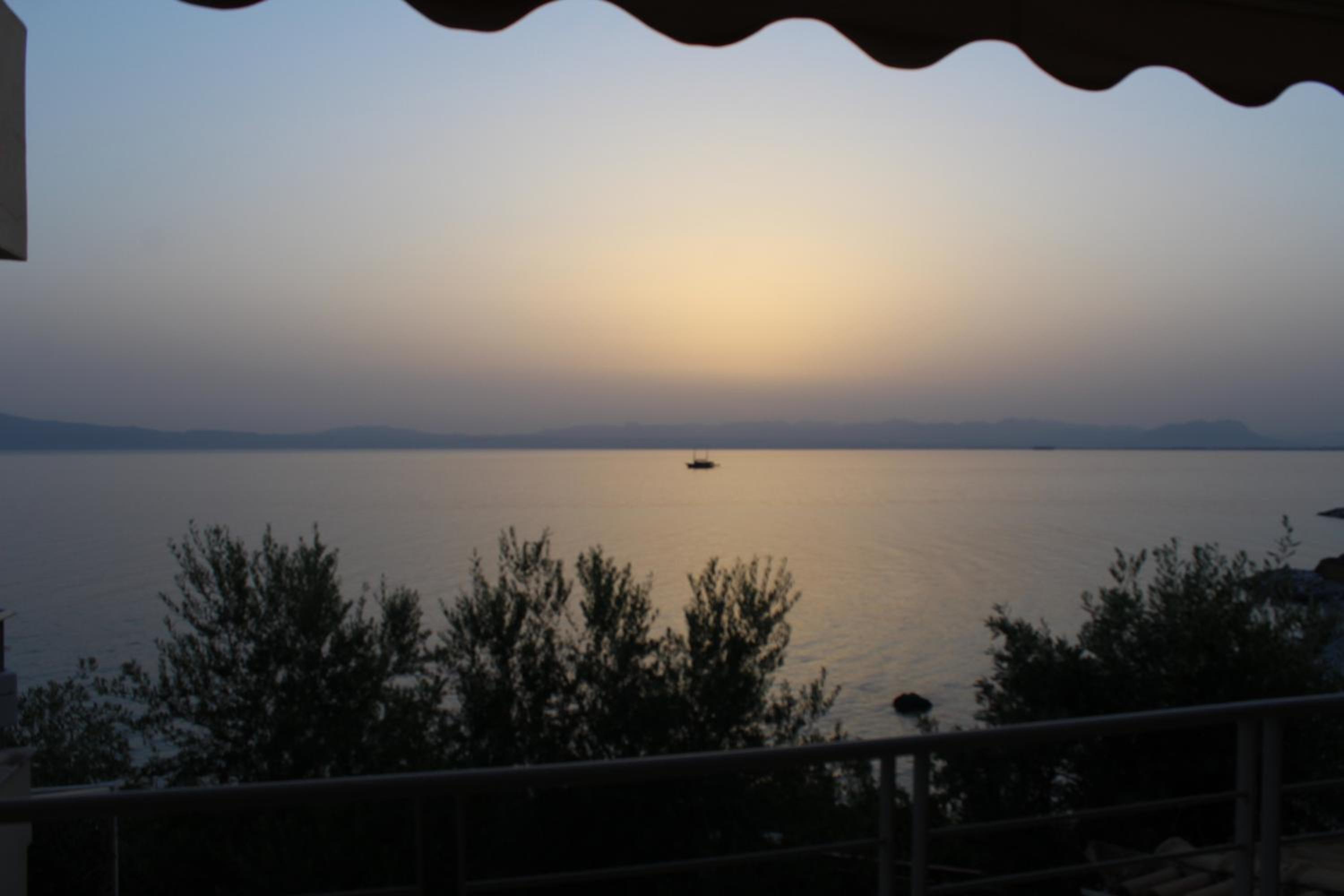 Avia Holiday Homes