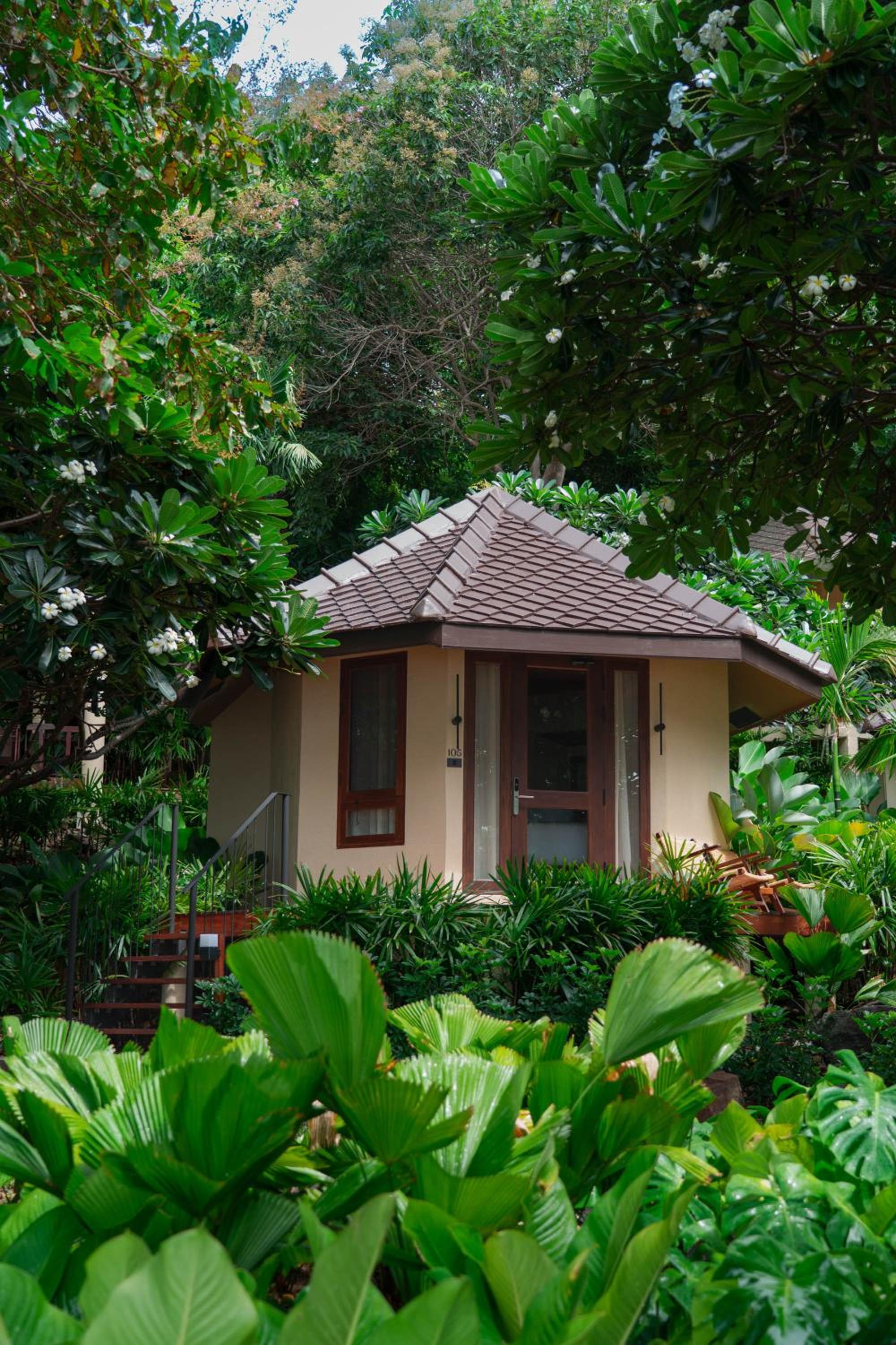 Kira Baya Koh Samed