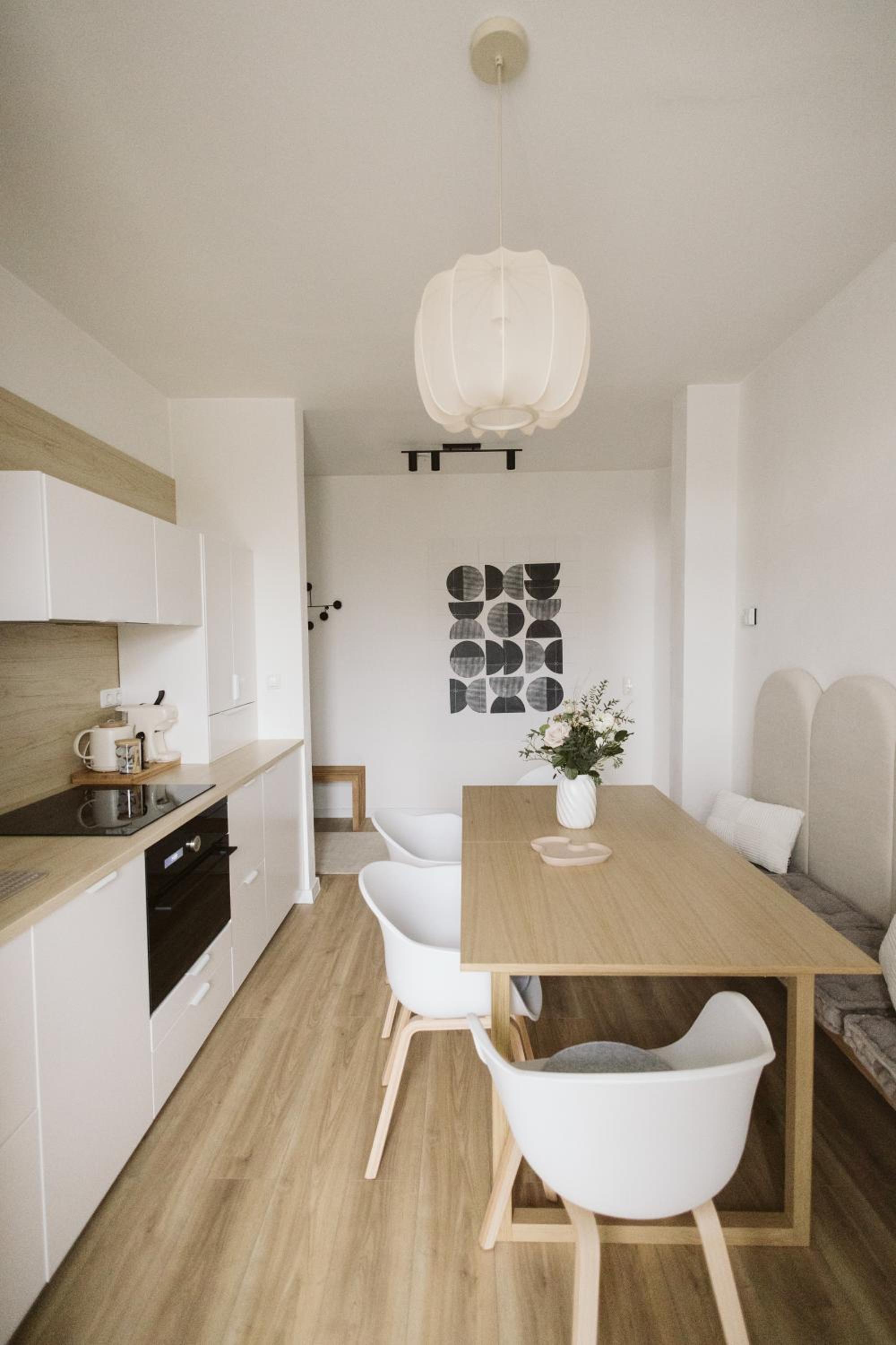 ApartNaest Radeberg - vollausgestattete 1 - bis 4-Zimmer Apartments l 24h Zugang per Code l Check-in Anleitung über Posteingang l Parkplatz auf Anfrage l F