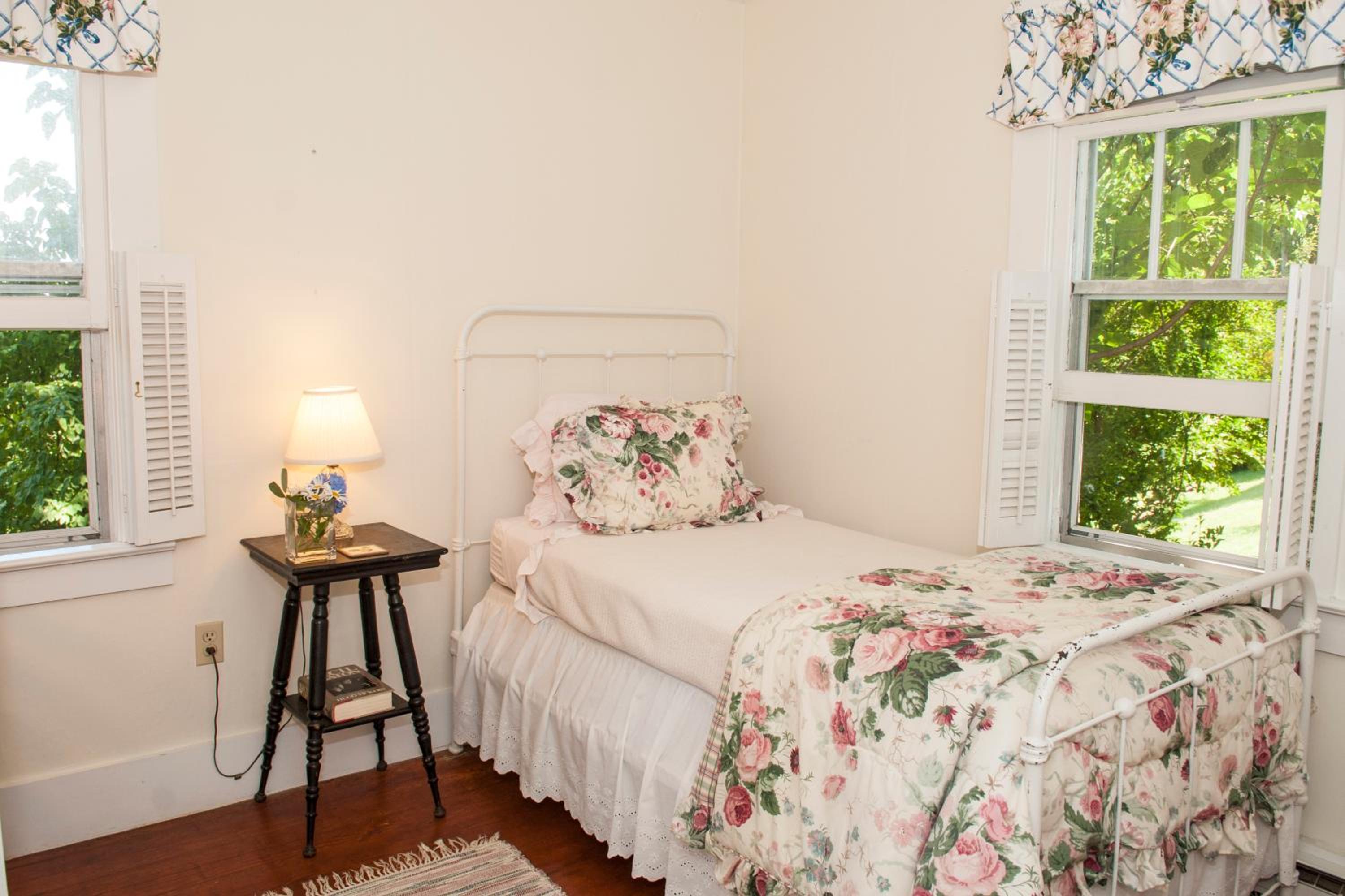 Orchard Inn