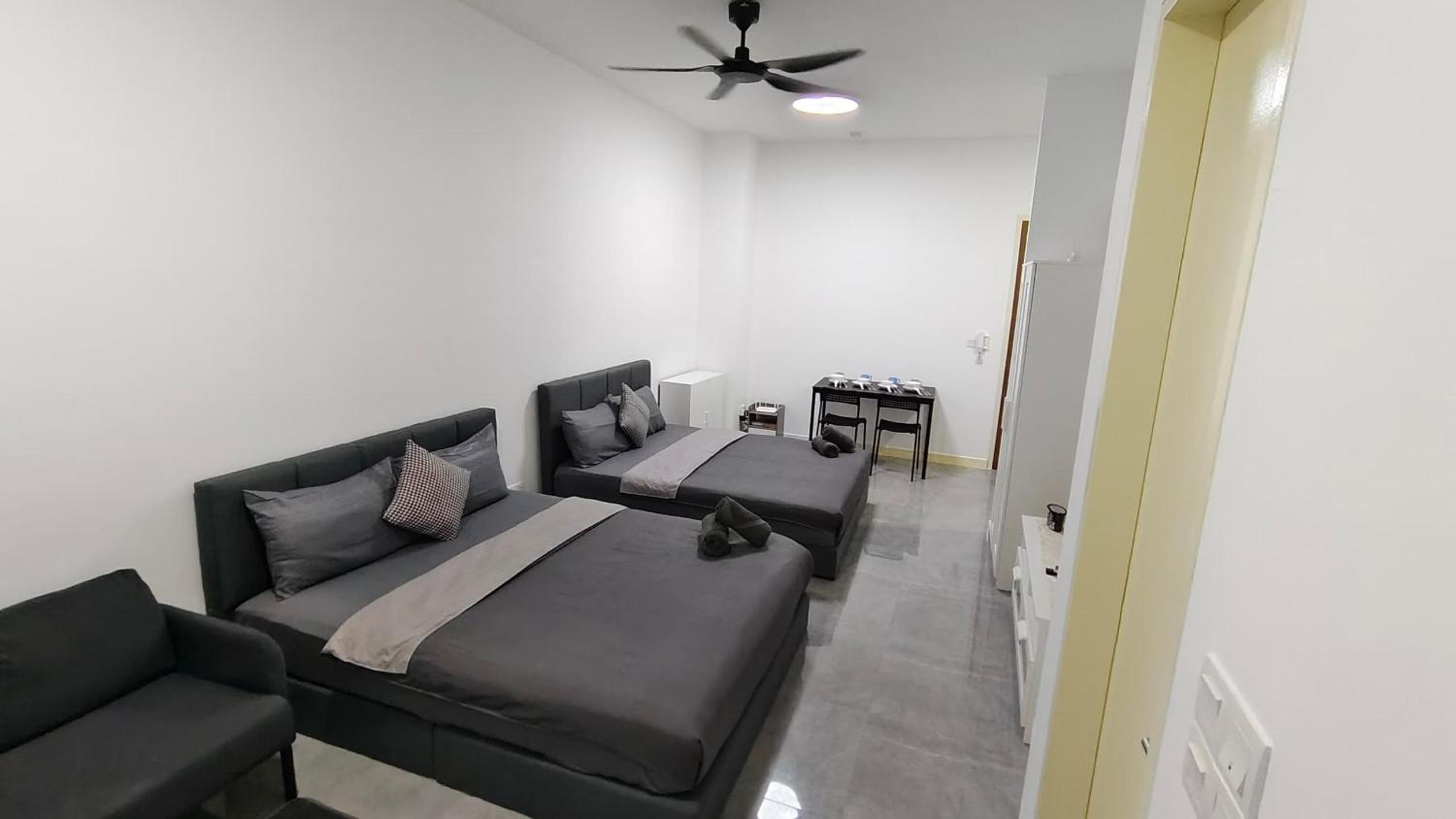 Cozy Minimalist Studio Bathtub Pool Family Stay