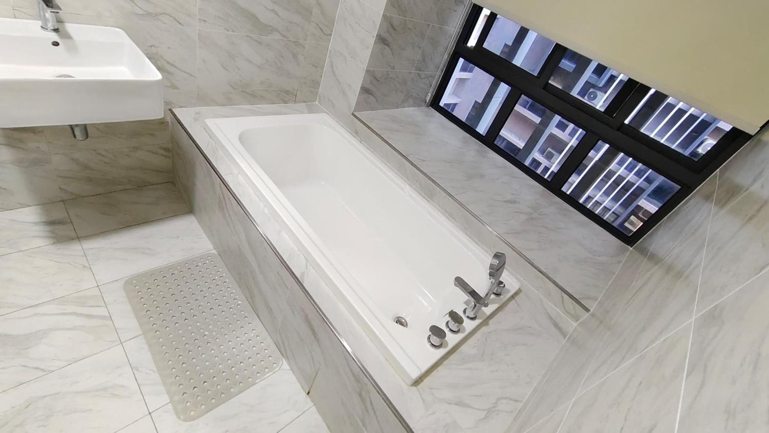 Cozy Minimalist Studio Bathtub Pool Family Stay