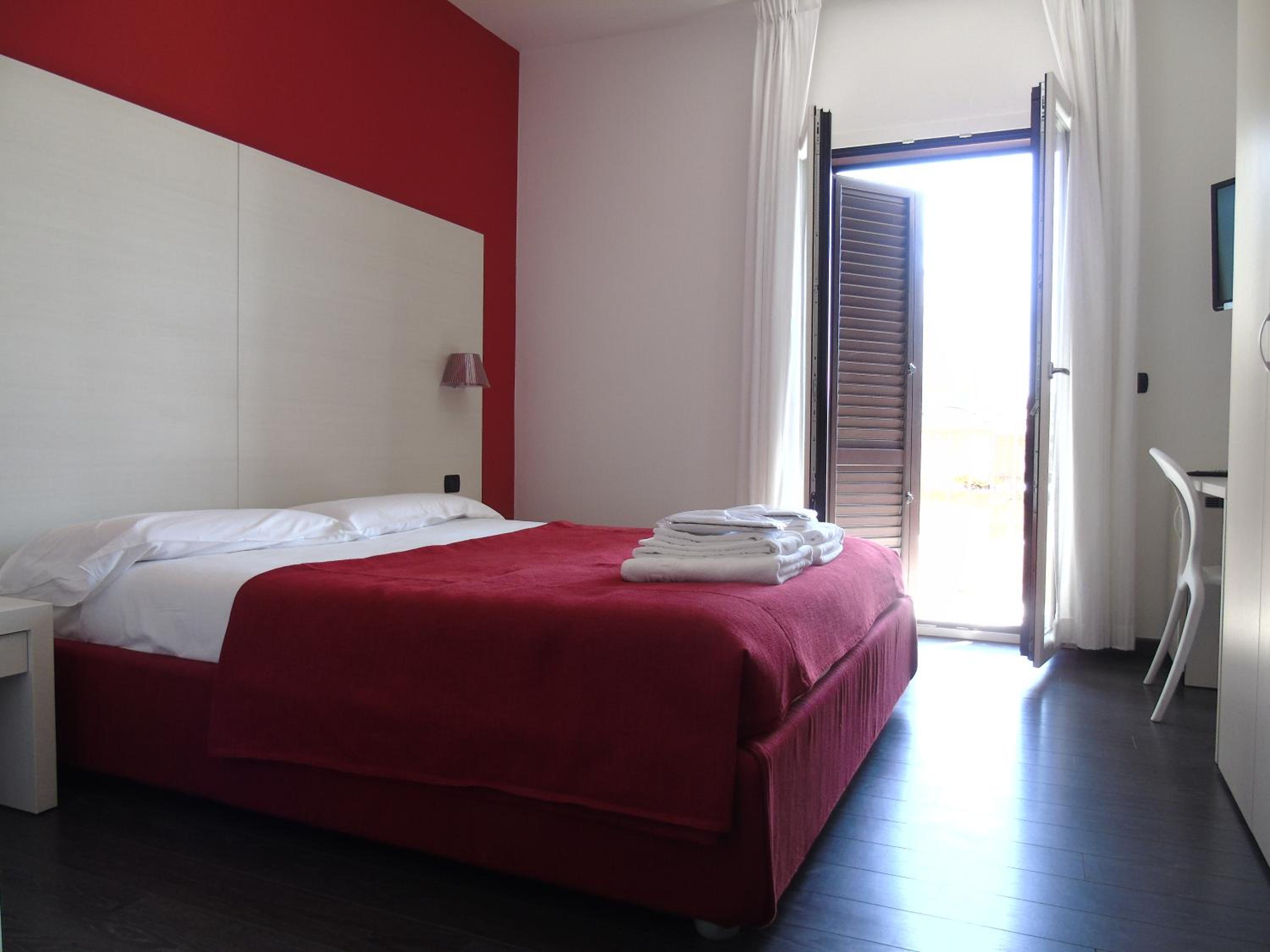 Areté Luxury Room