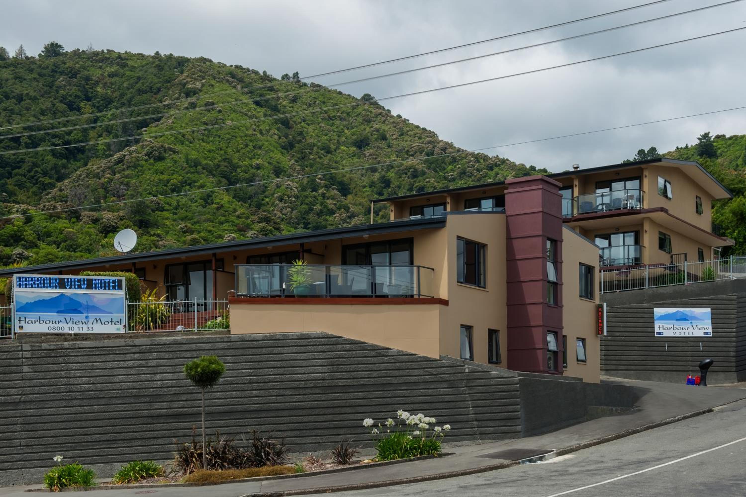 Harbour View Motel