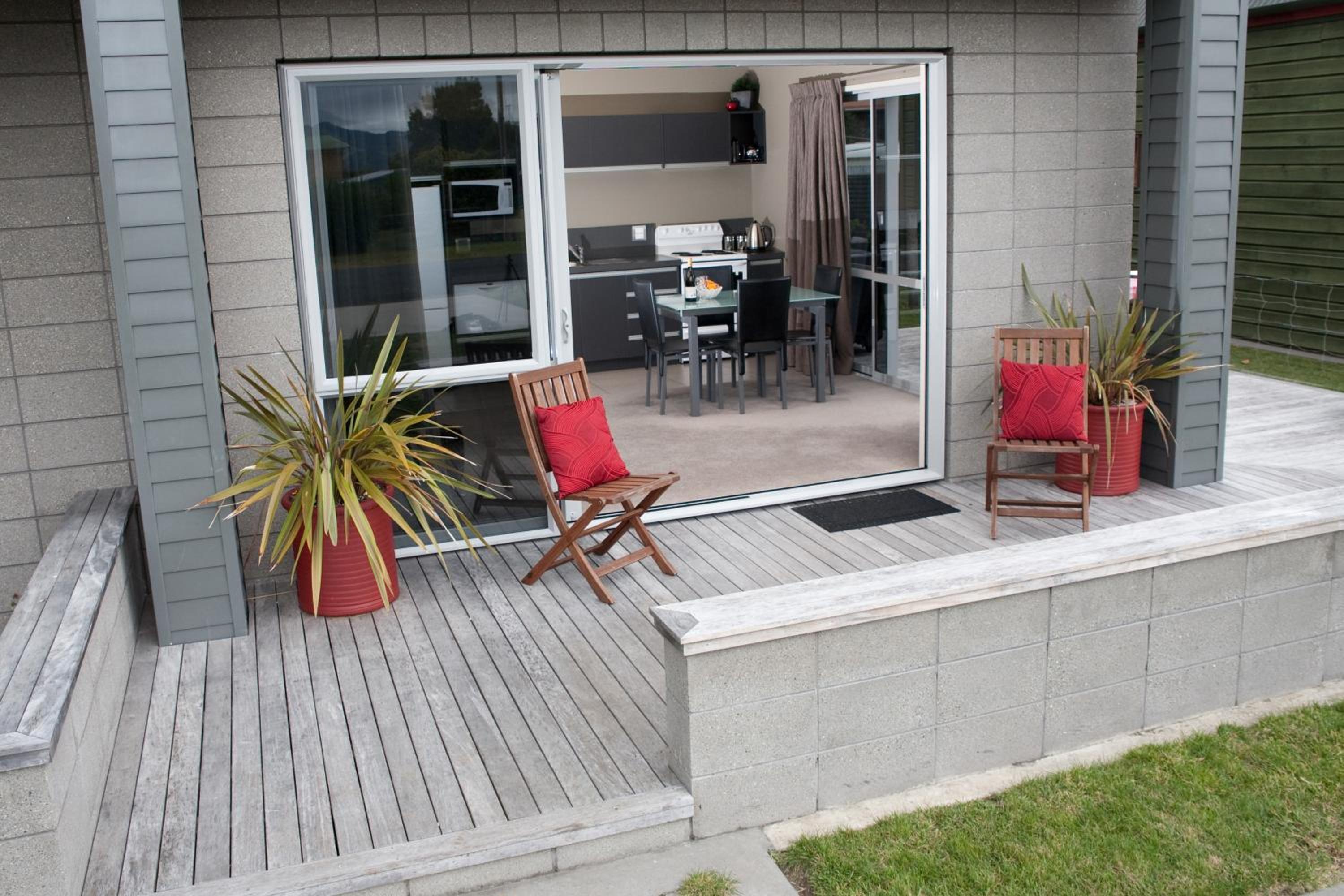 Bay Breeze Accommodation