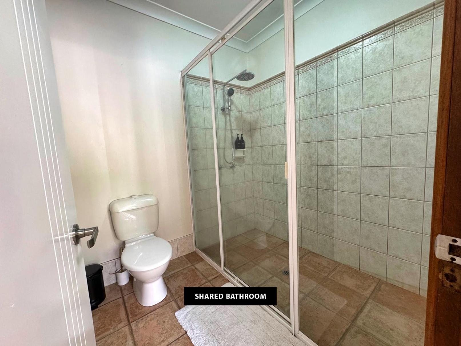 Ahana Hillside - Scenic Stay Near Cairns