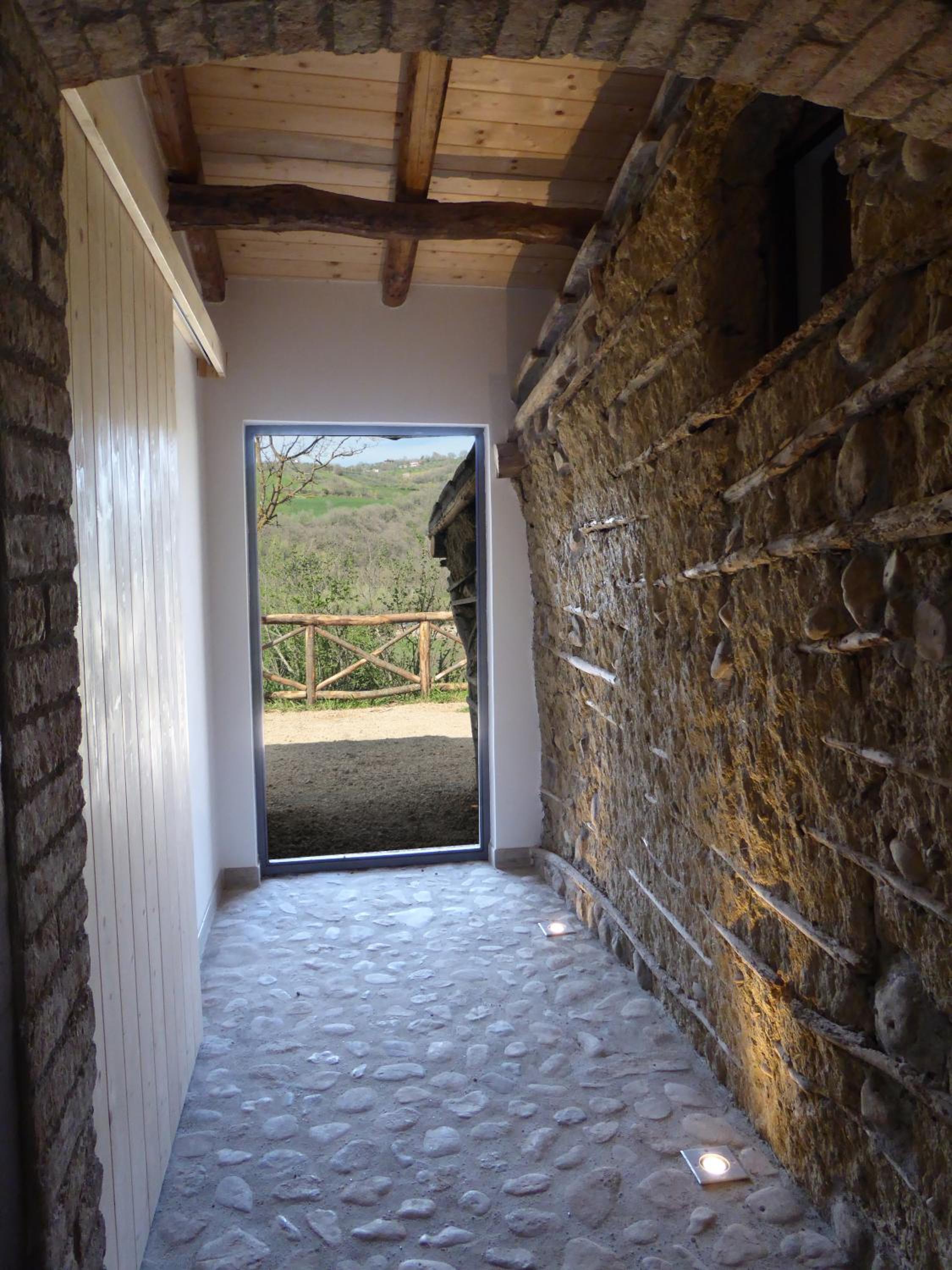 Photo 48