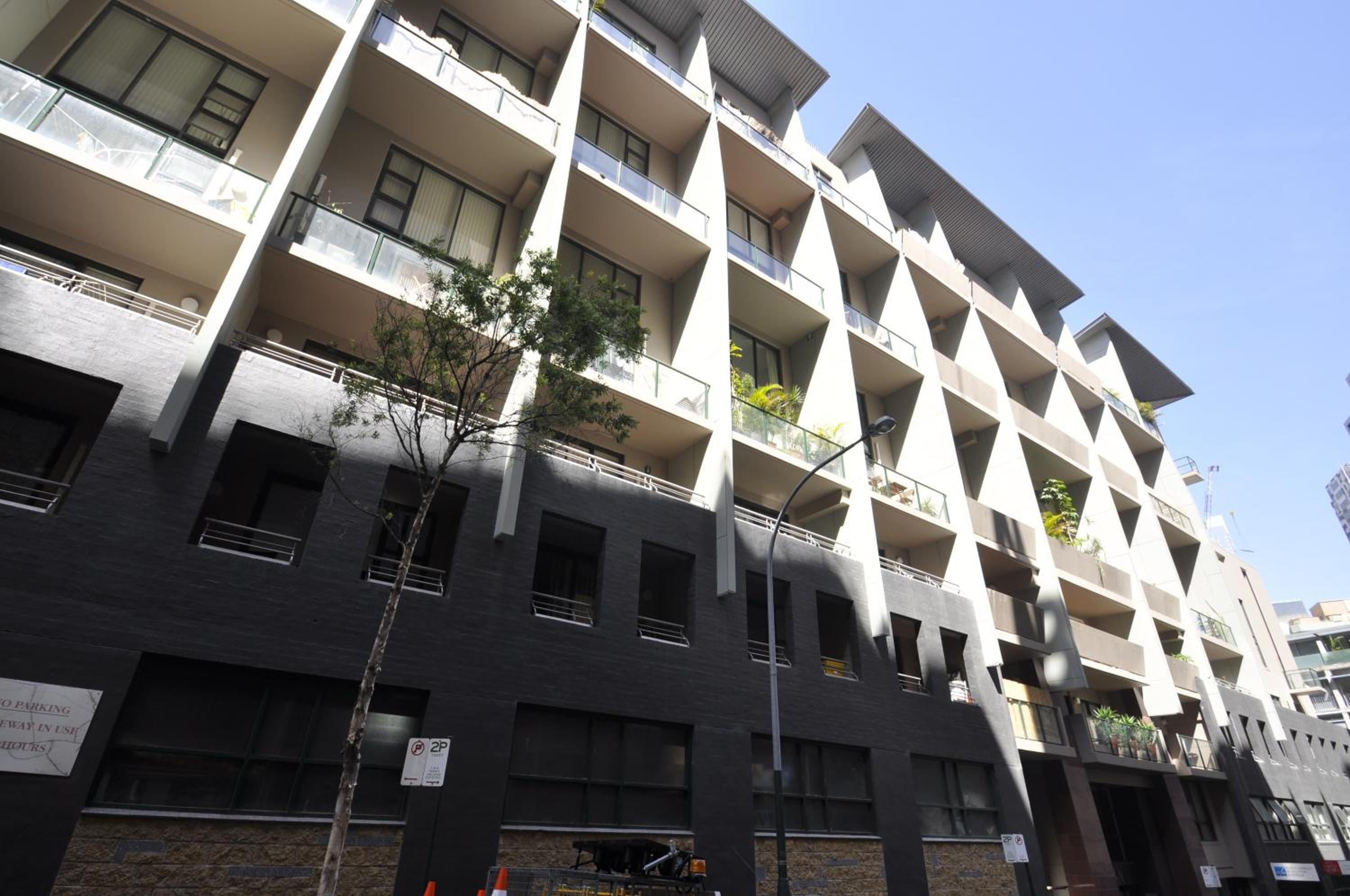 Darlinghurst Fully Self Contained Modern 1 Bed Apartment (POP)