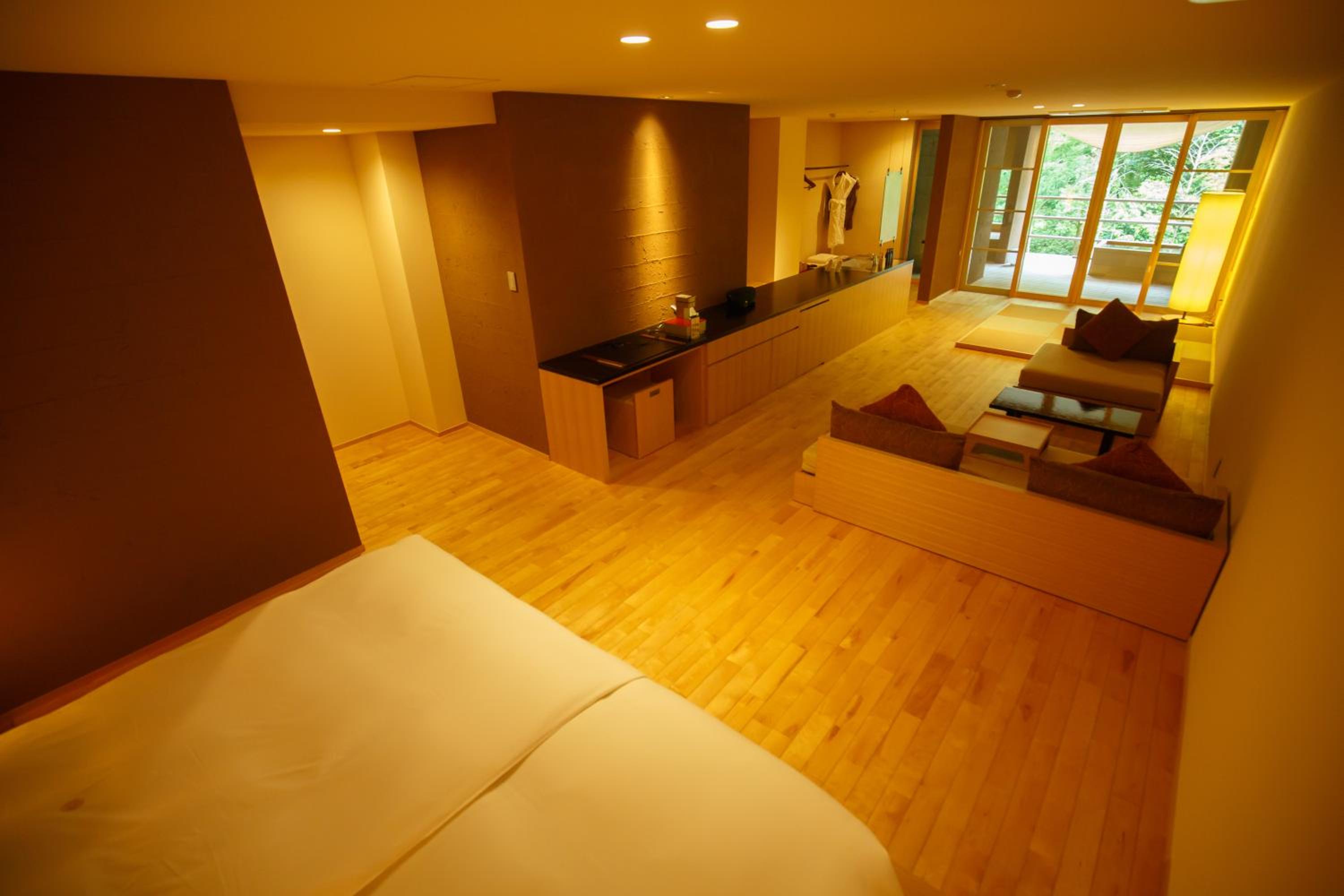 Kinnotake Tonosawa (Adult Only)
