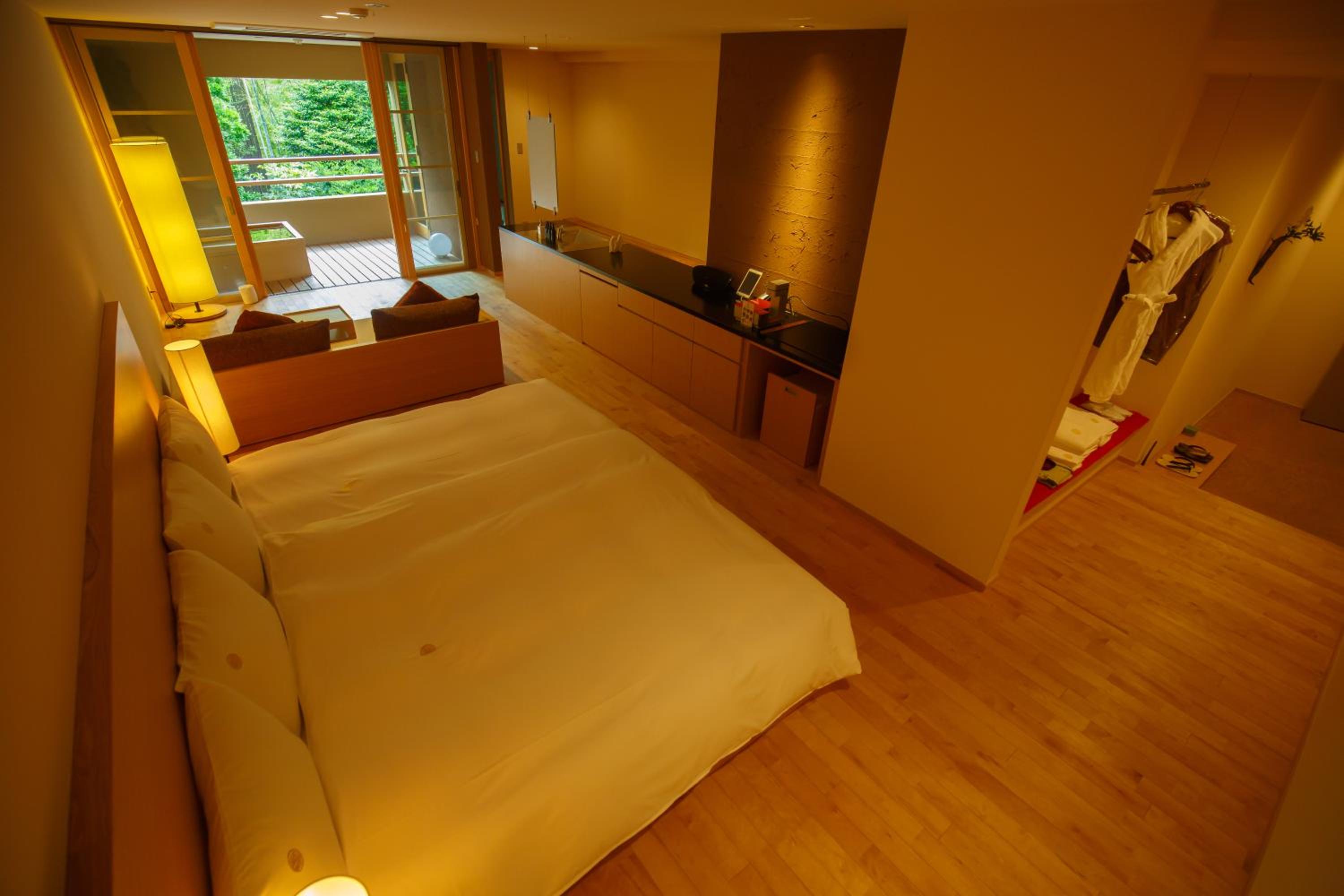 Kinnotake Tonosawa (Adult Only)