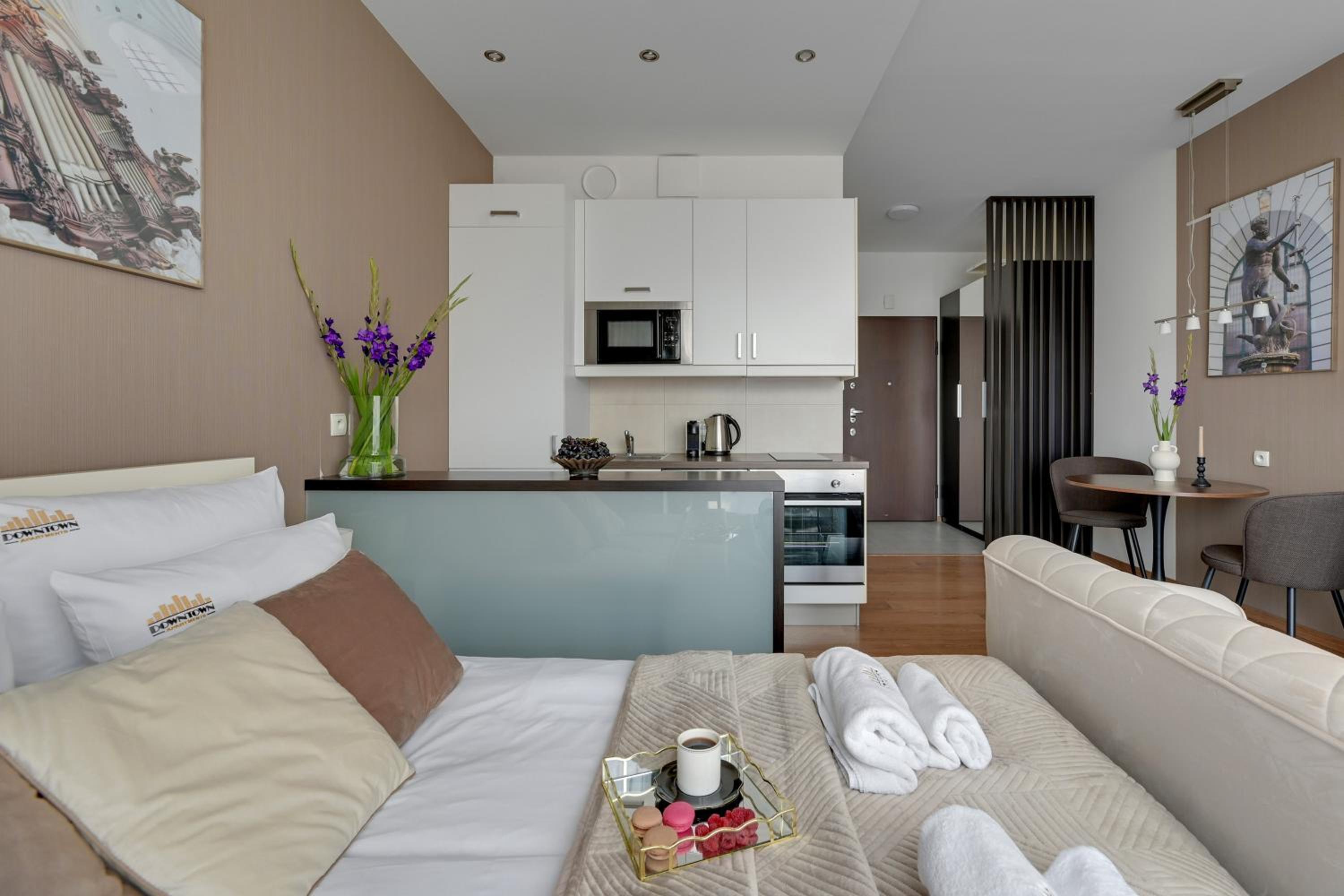 Kwartał Kamienic by Downtown Apartments