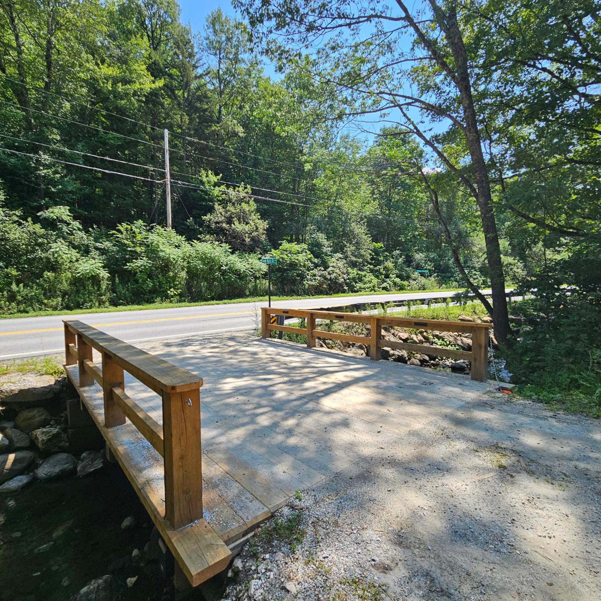 Experience the charm of Peak Hill Home, a cozy 3-BR retreat close to Ski Resort