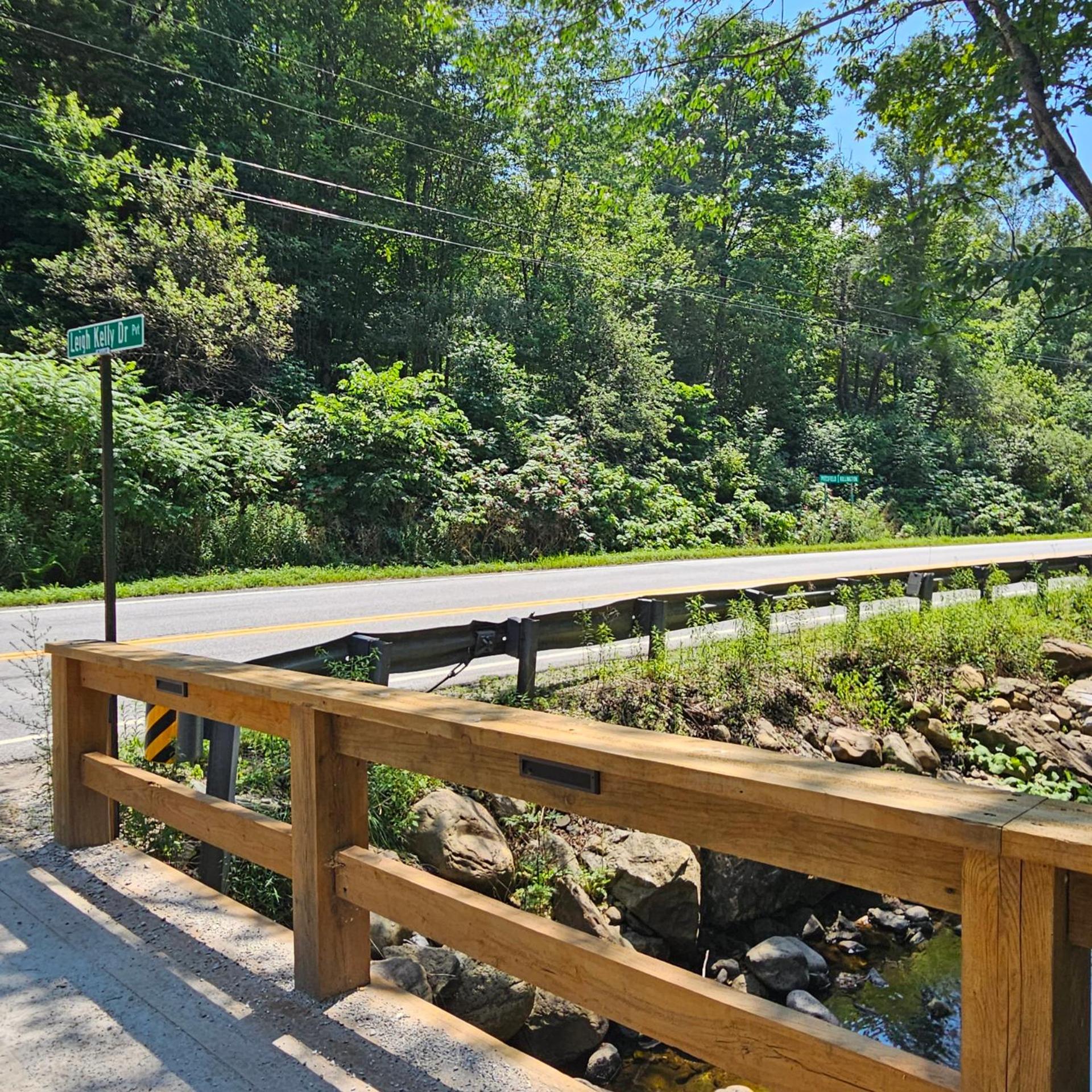 Experience the charm of Peak Hill Home, a cozy 3-BR retreat close to Ski Resort