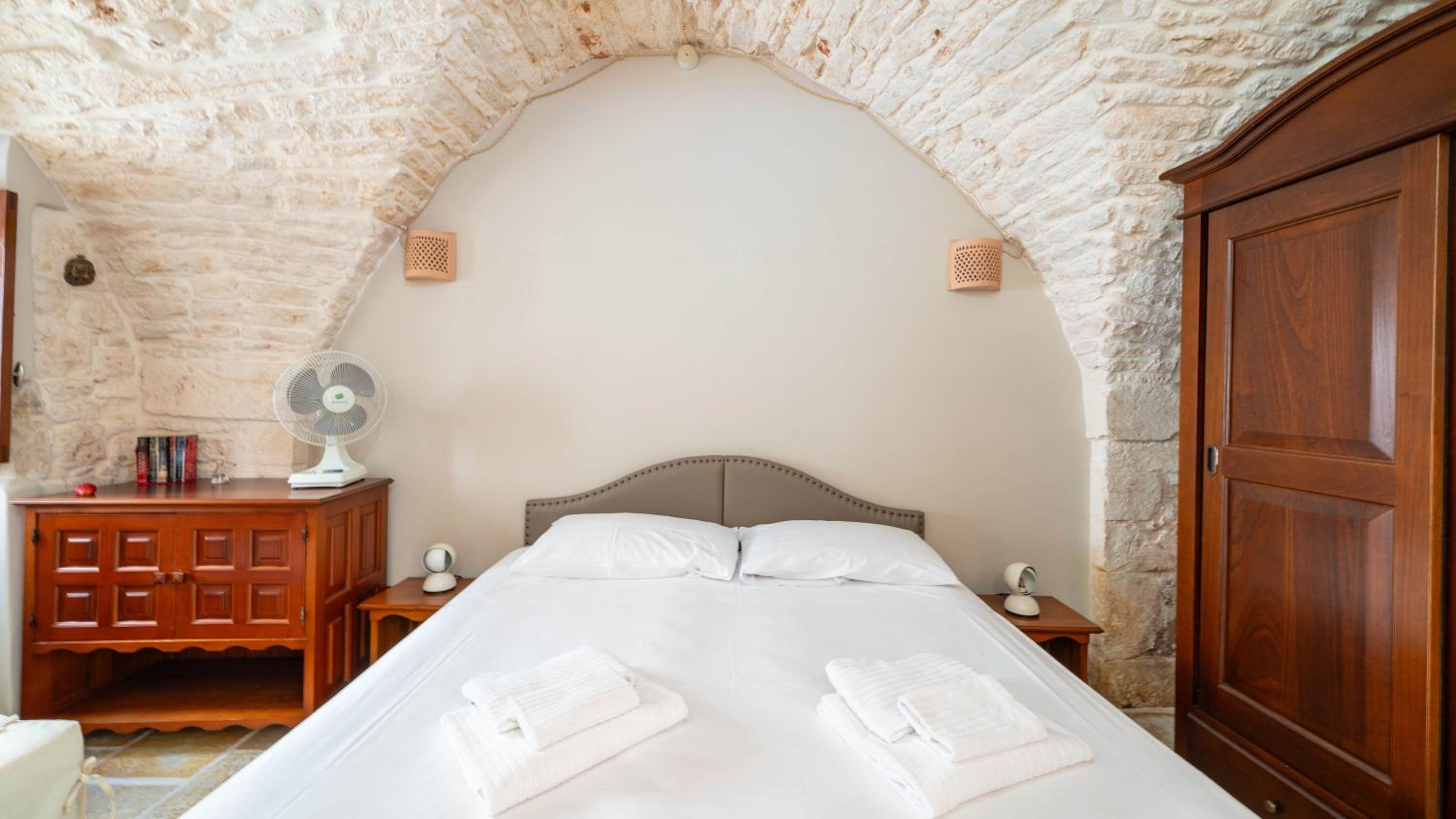 Bellissima Casa&Monolocale del '700 by Rentbeat
