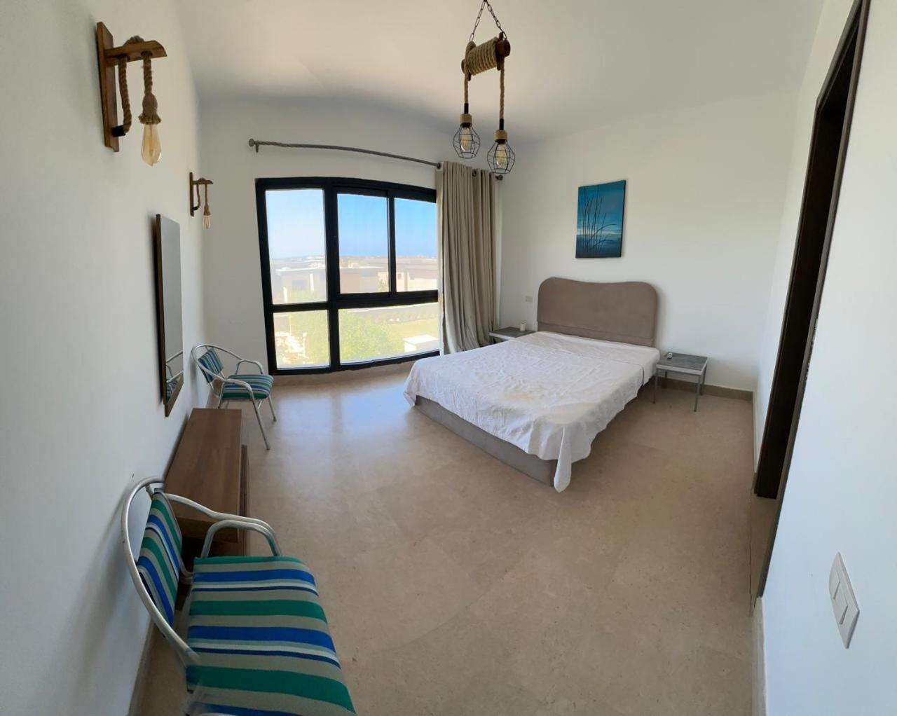 Swanlake Lagoon Luxury Villa