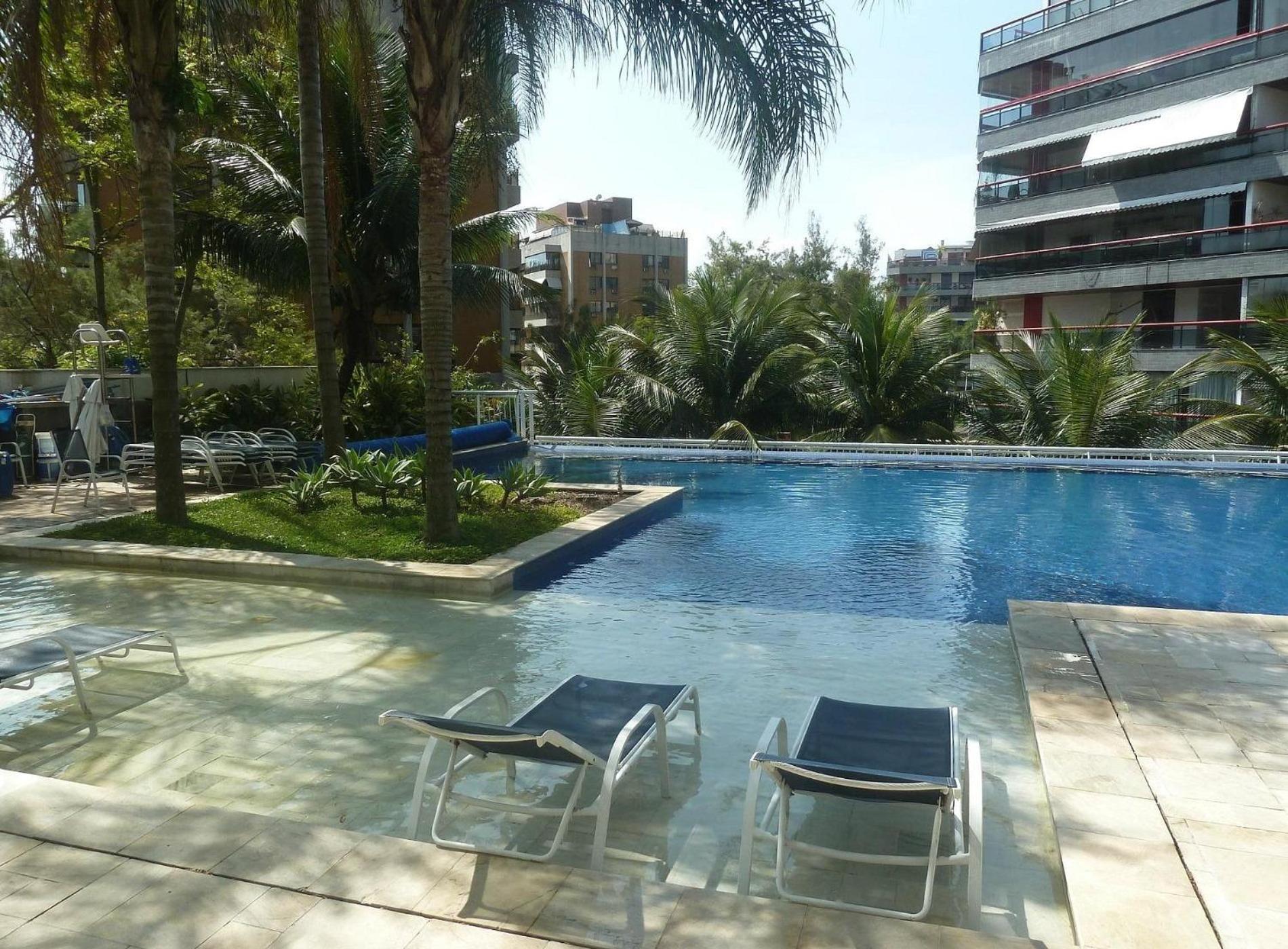 Sea View Penthouse, swimming pool and sauna