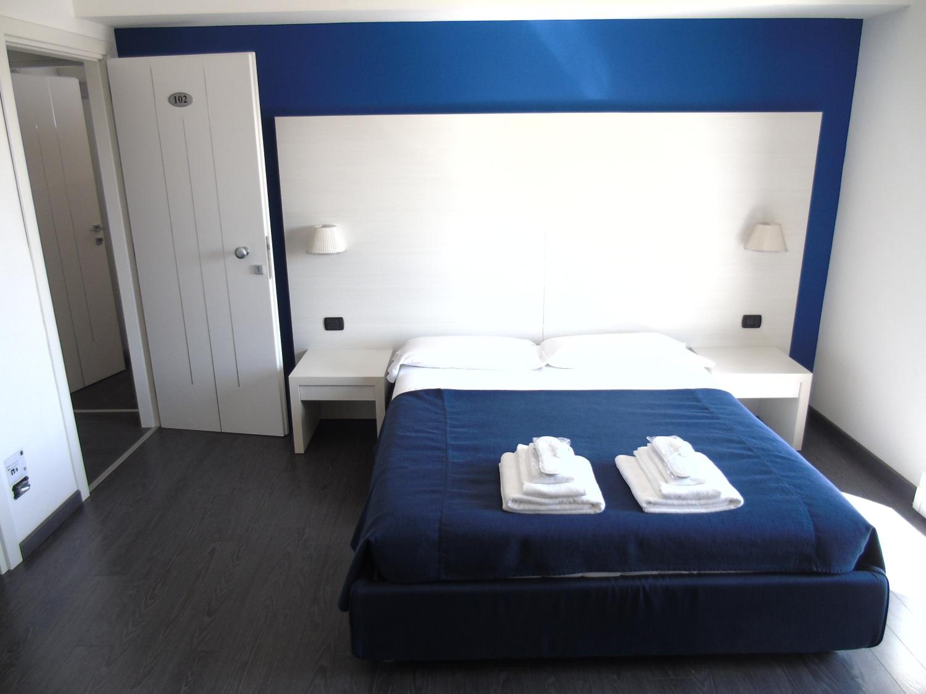 Areté Luxury Room