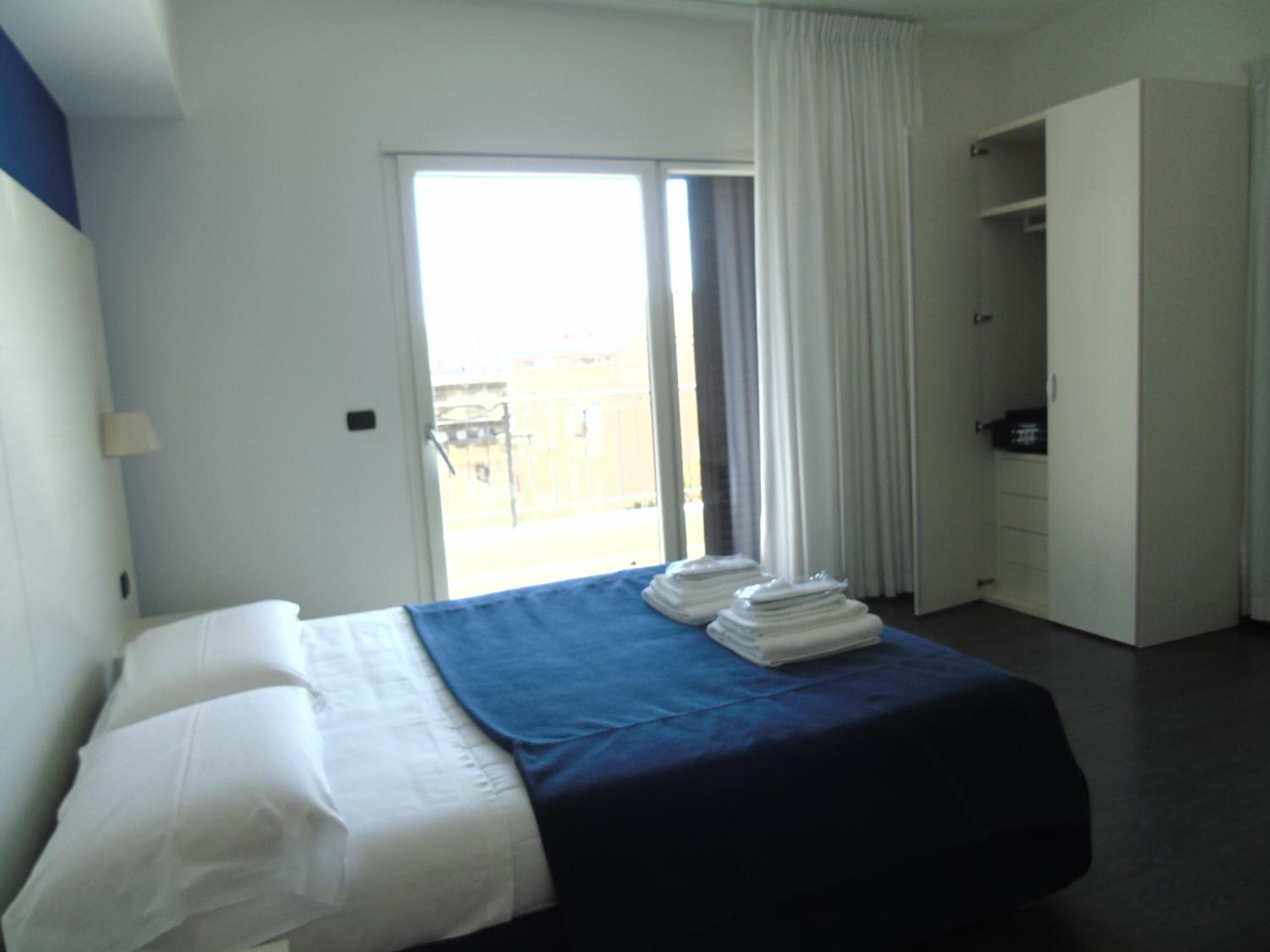 Areté Luxury Room