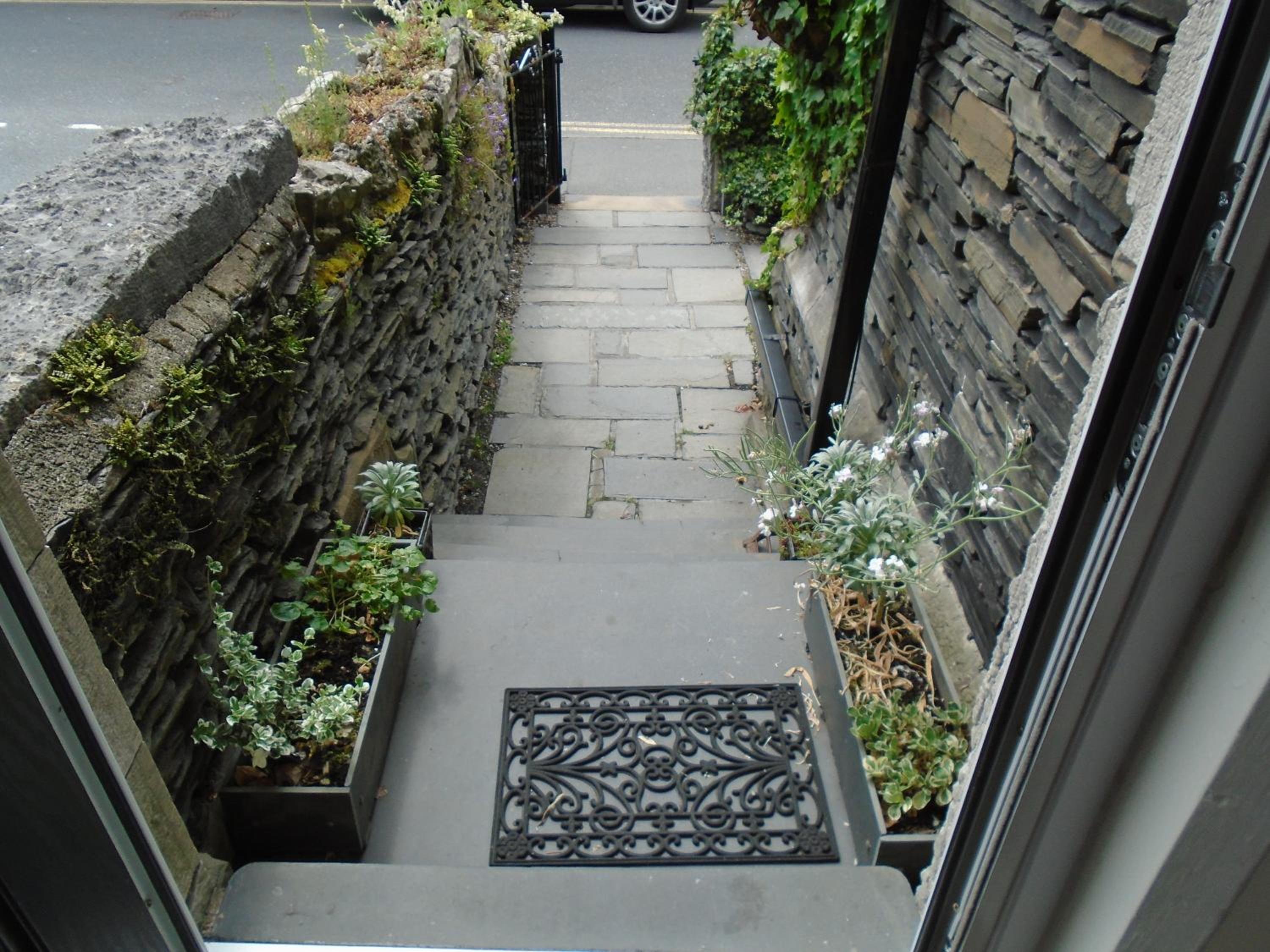 Photo 43