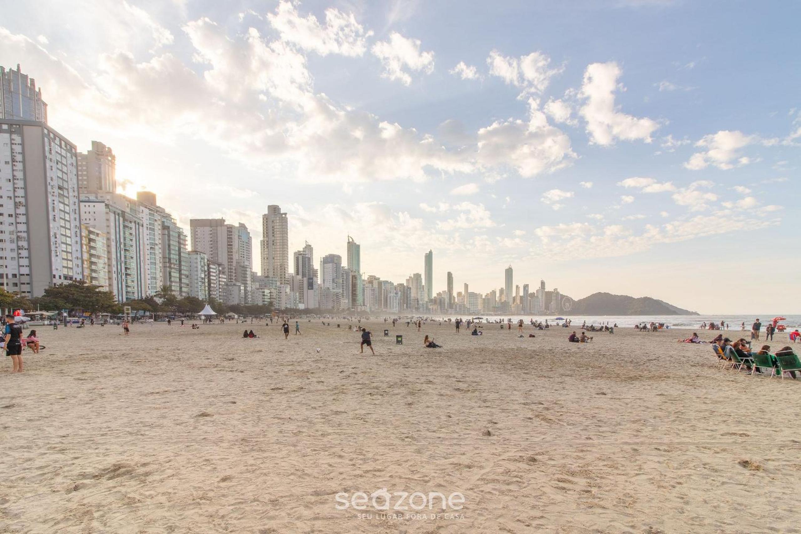 Apartments 50m from the Main Beach in BC - MRD