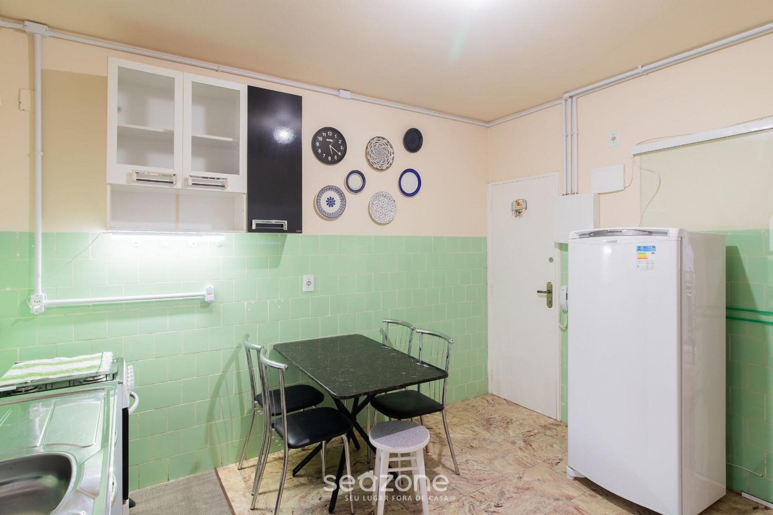 Apartments 50m from the Main Beach in BC - MRD