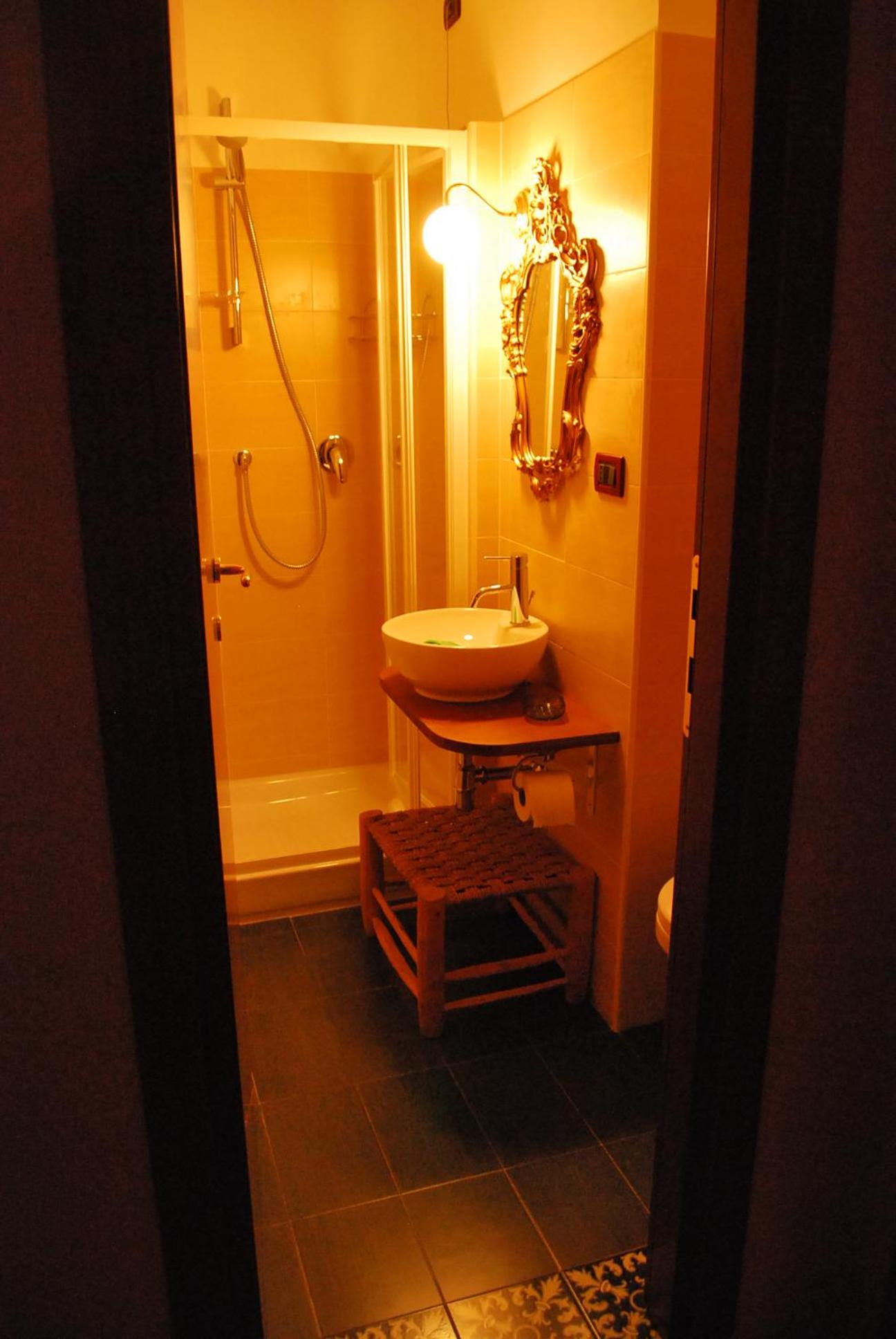 Photo 33