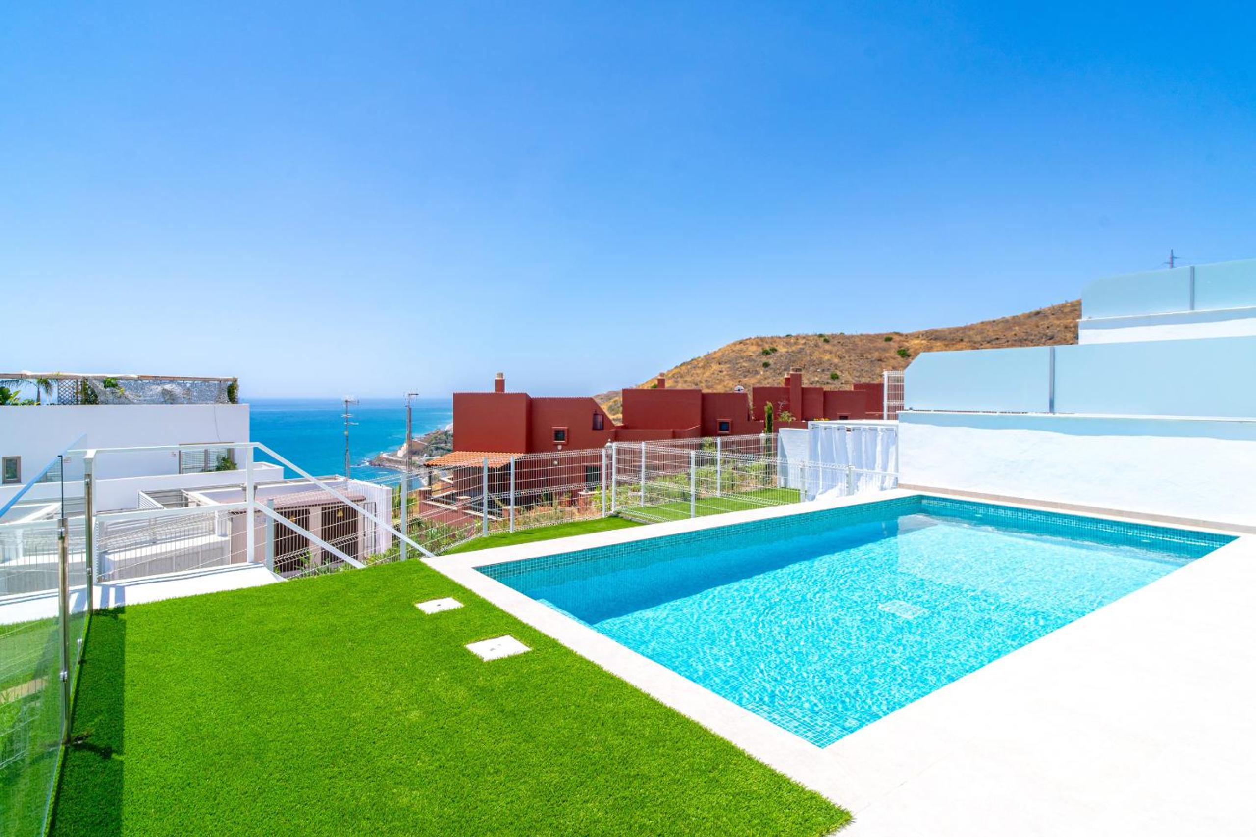 Bayview Hills Premium Pool Suite