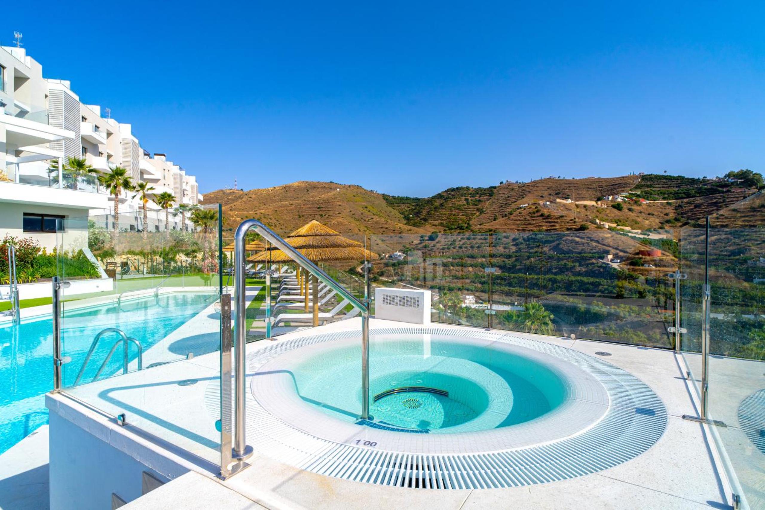 Bayview Hills Premium Pool Suite
