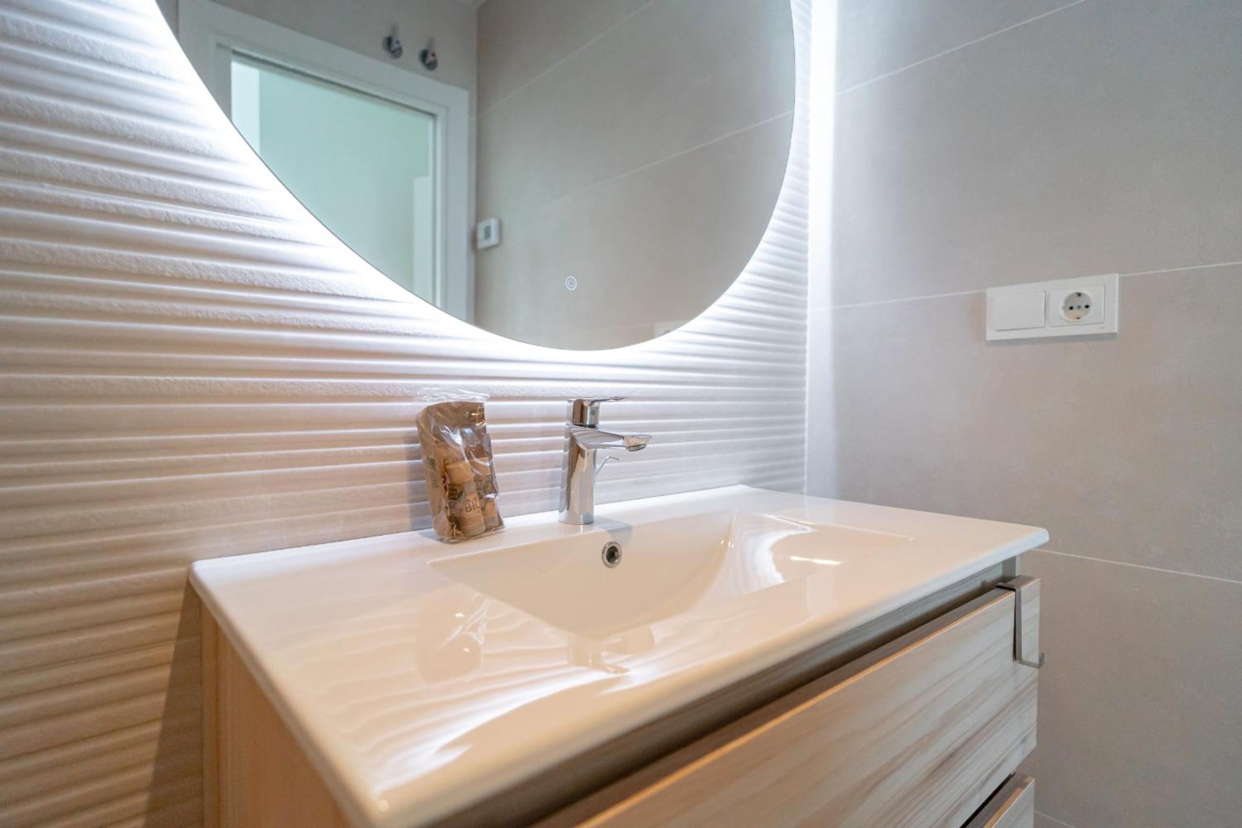 Bayview Hills Premium Pool Suite