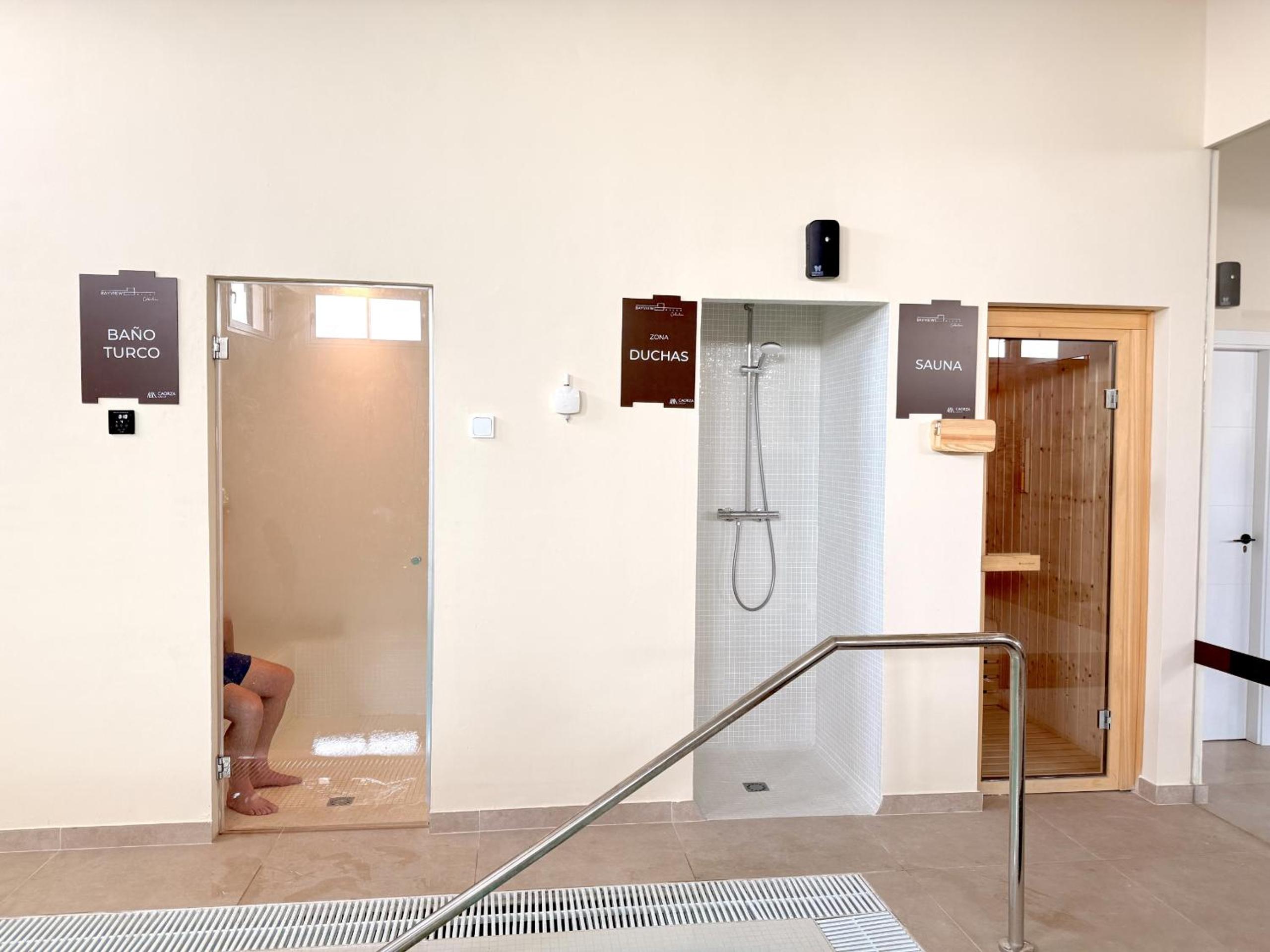 Bayview Hills Premium Pool Suite