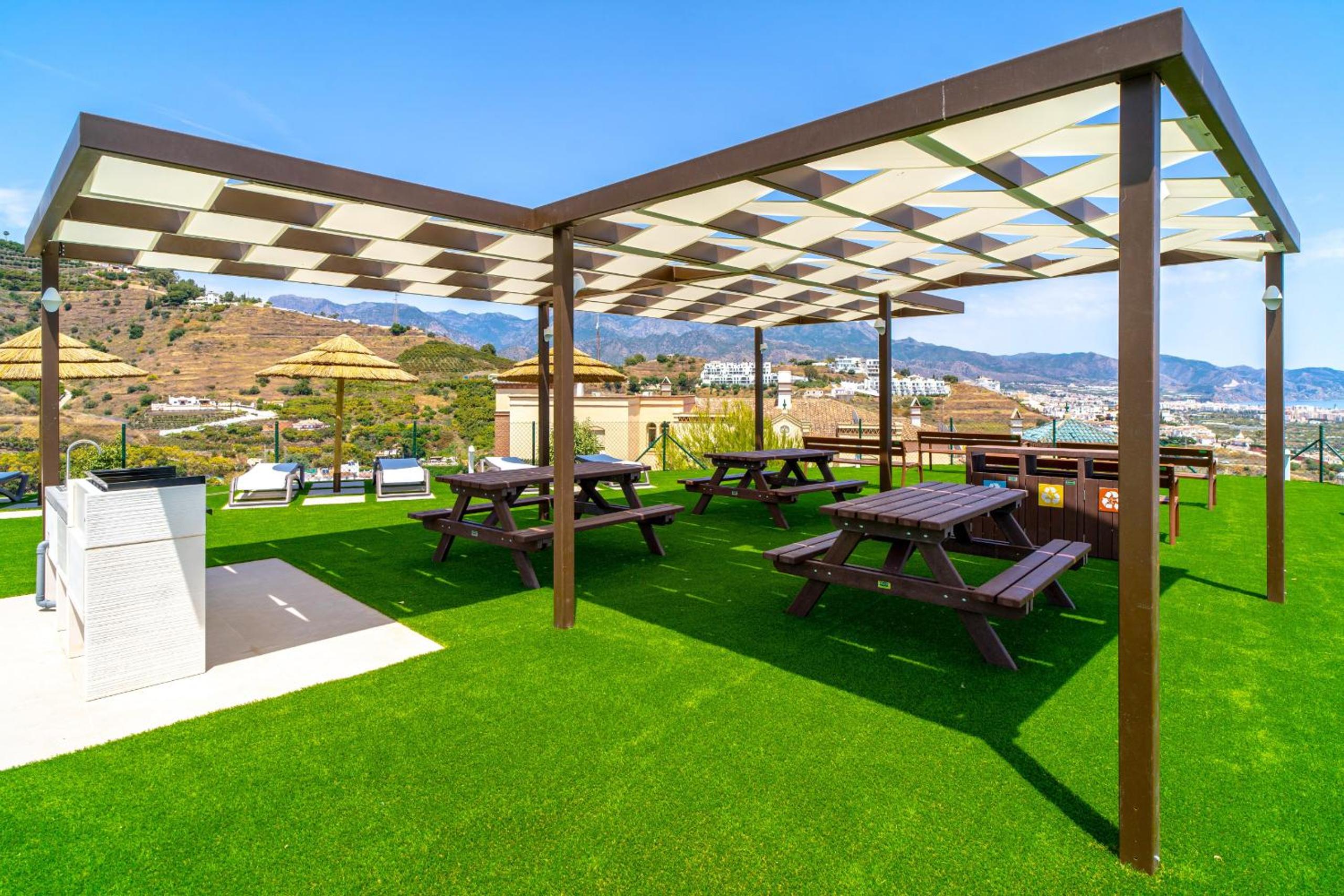Bayview Hills Premium Pool Suite