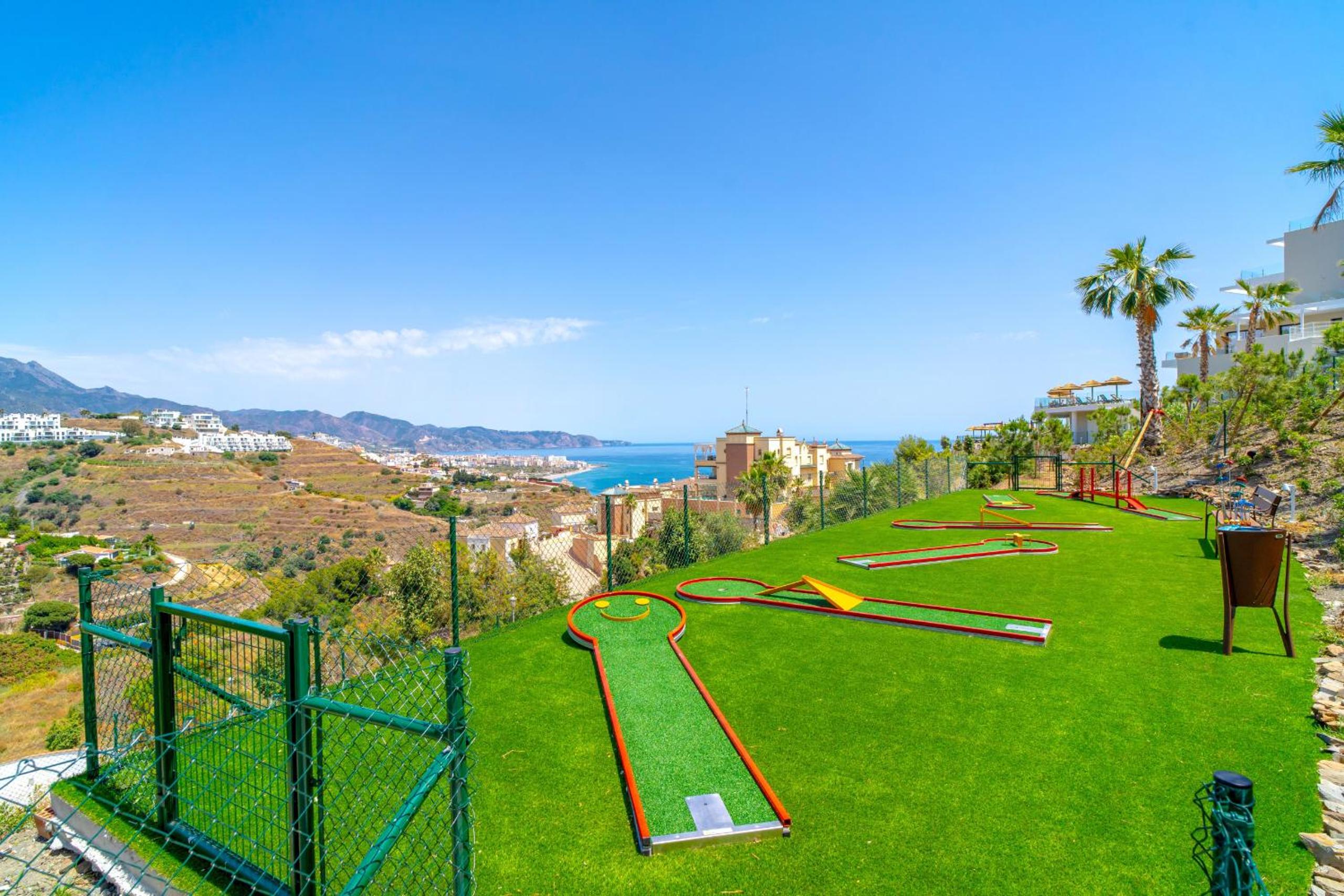 Bayview Hills Premium Pool Suite