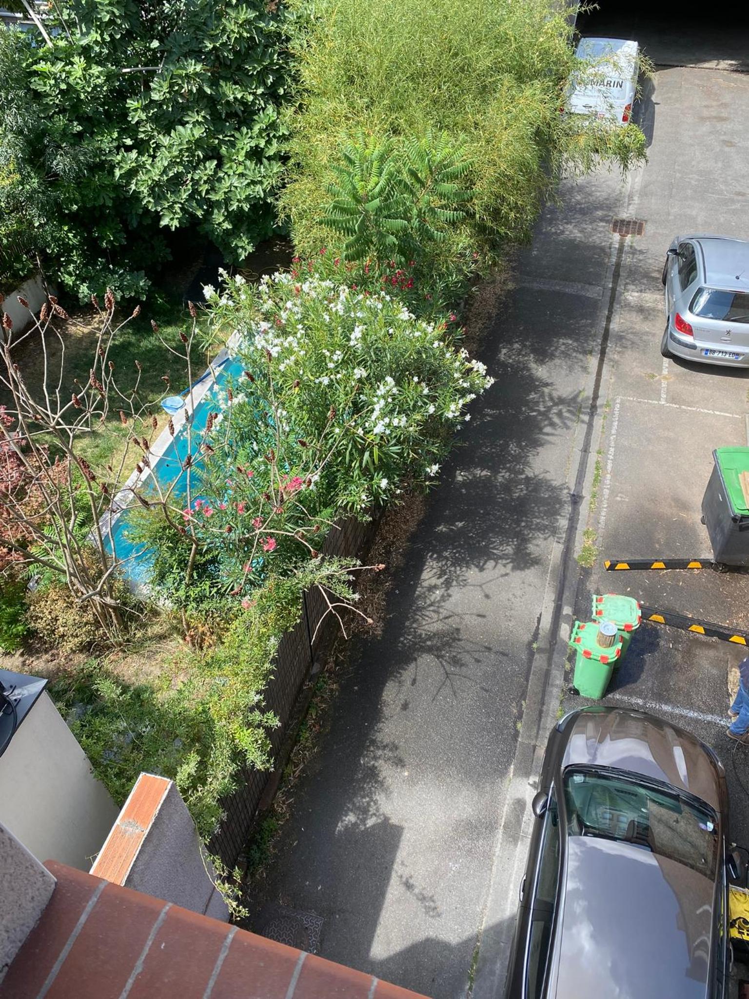 Meublé classé Carmes , entrée autonome, wifi, climatisé, petit parking privé