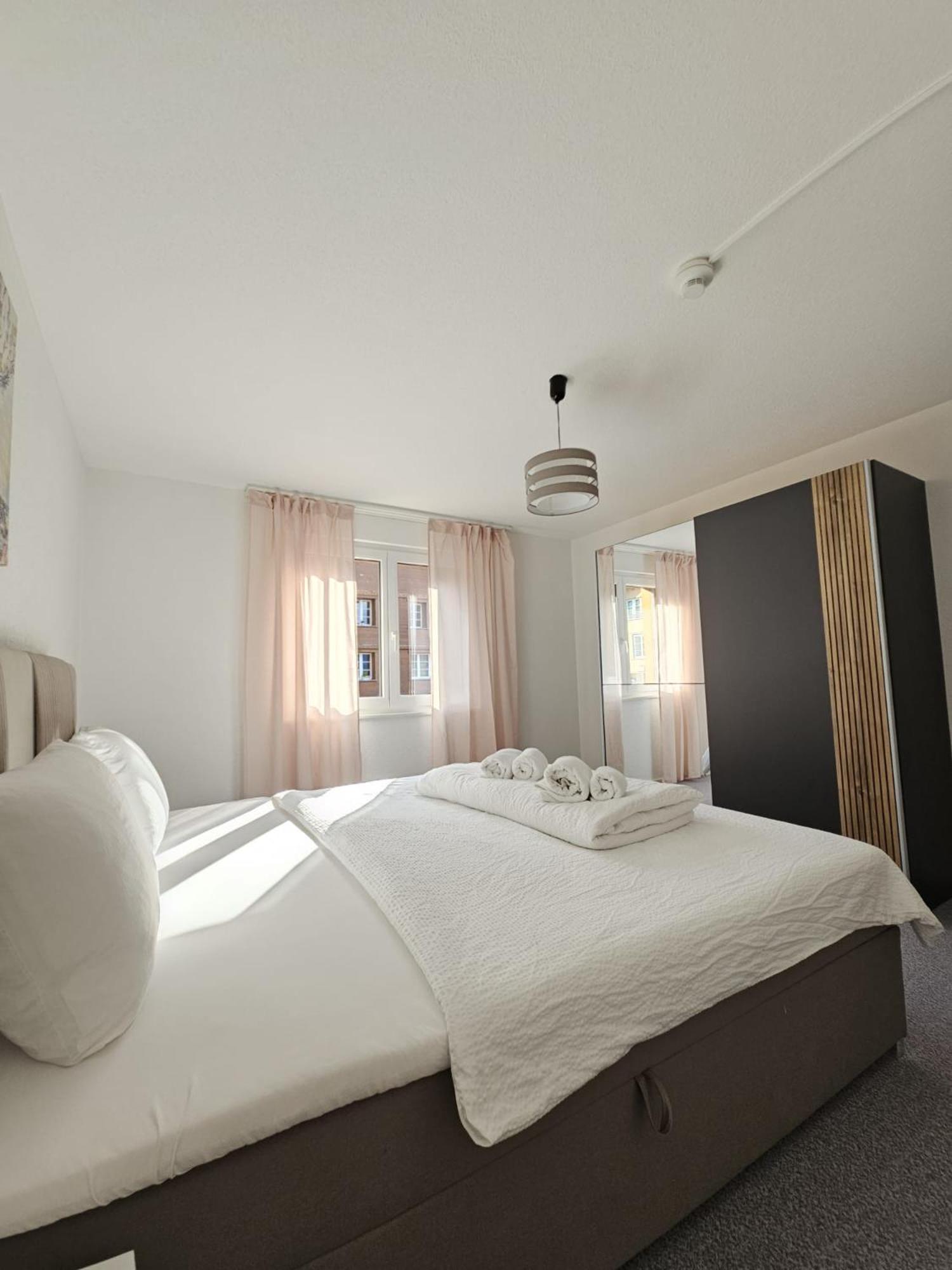 Habibi Apartment - Aare Jungfrau AG