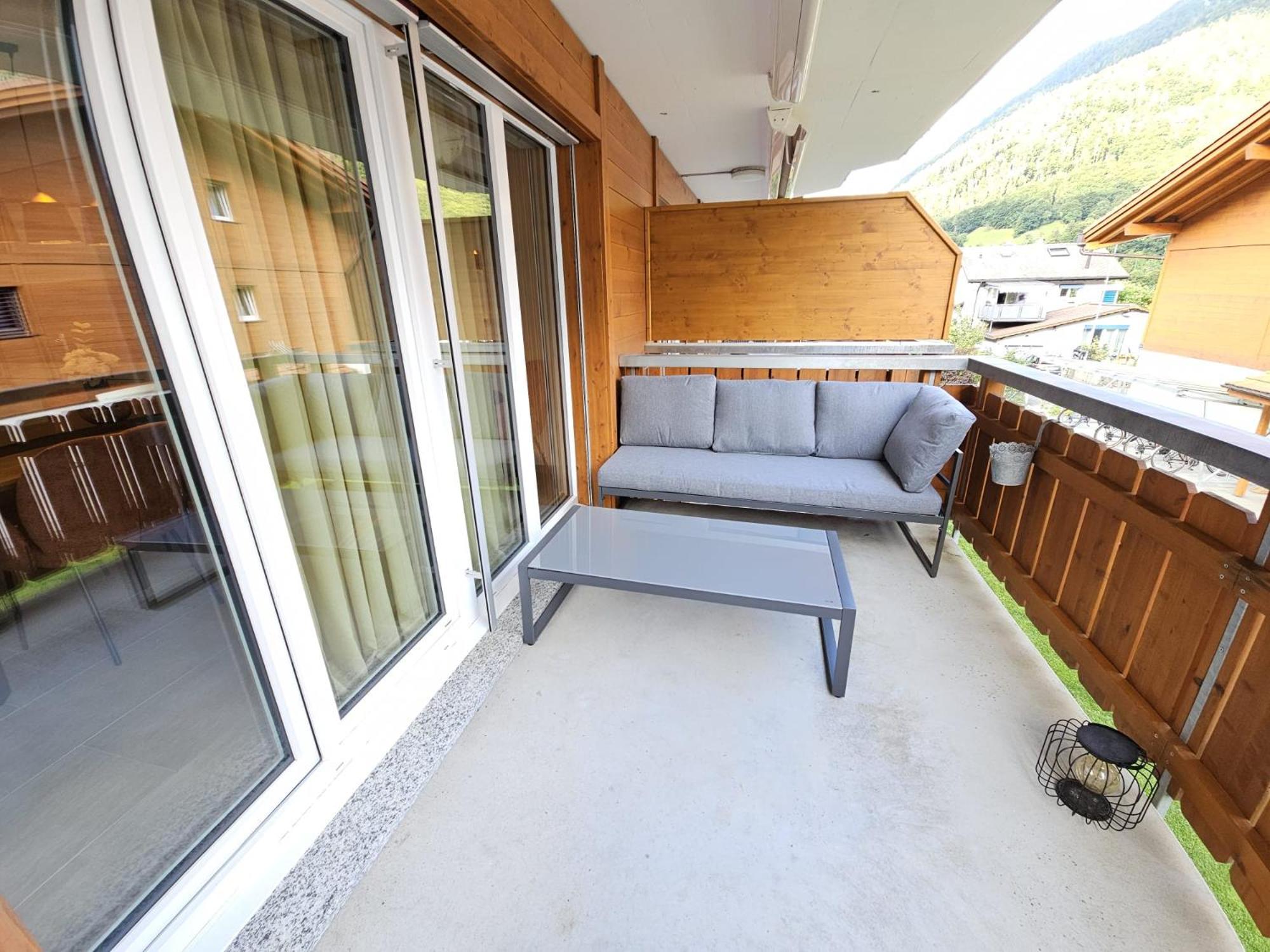 Habibi Apartment - Aare Jungfrau AG