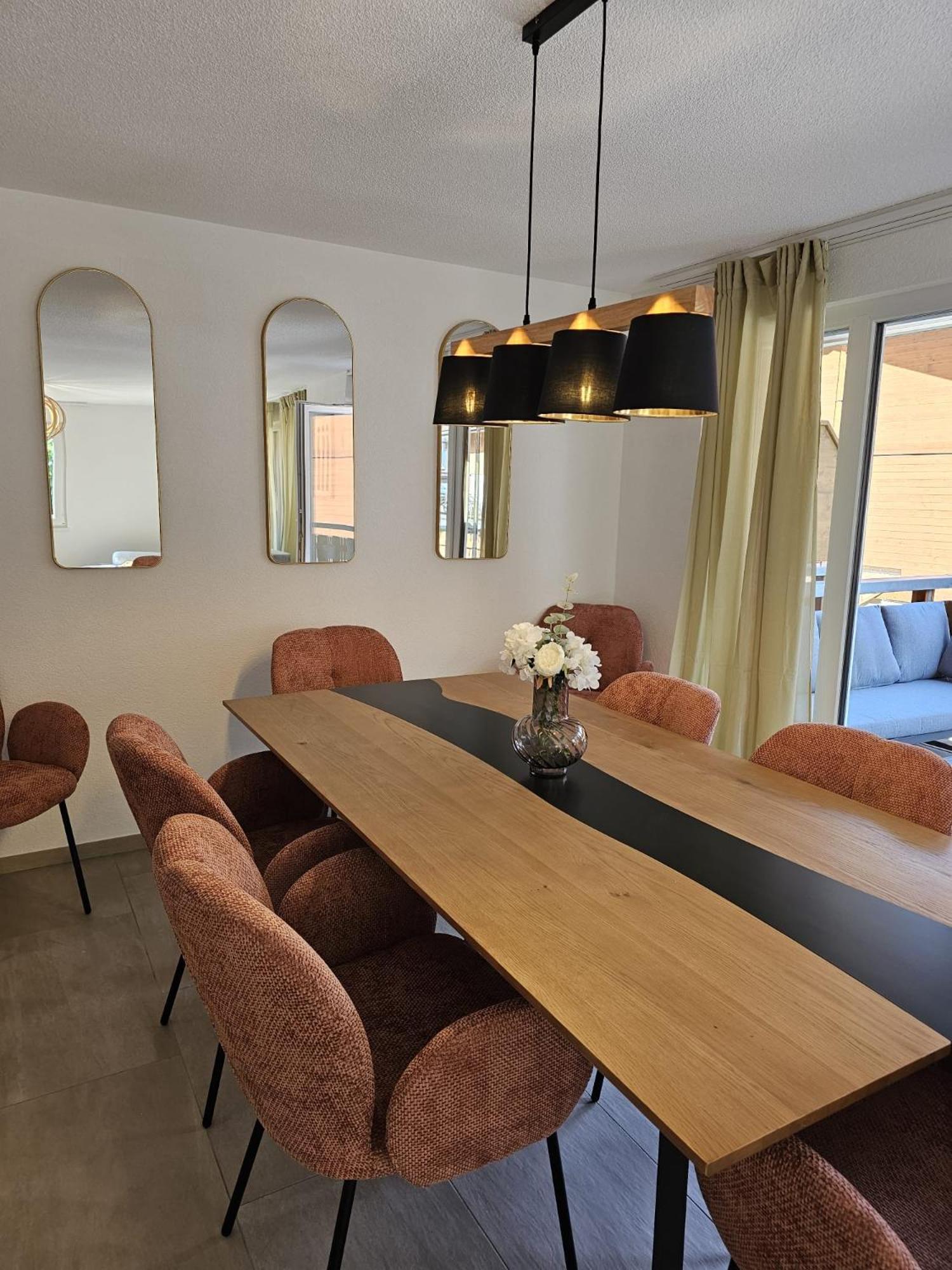 Habibi Apartment - Aare Jungfrau AG