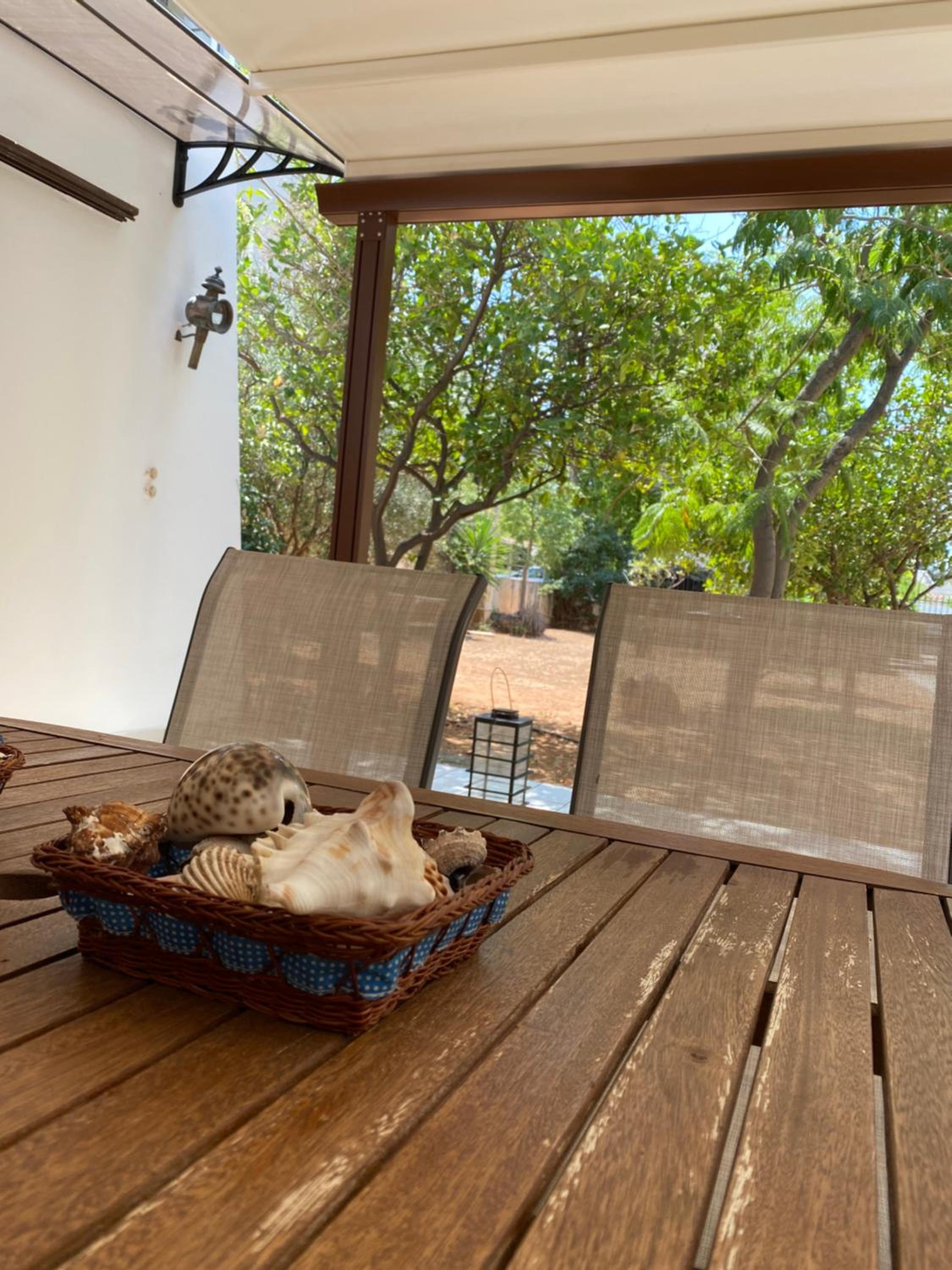 Glyfada Charm, Cozy & Warm with private parking
