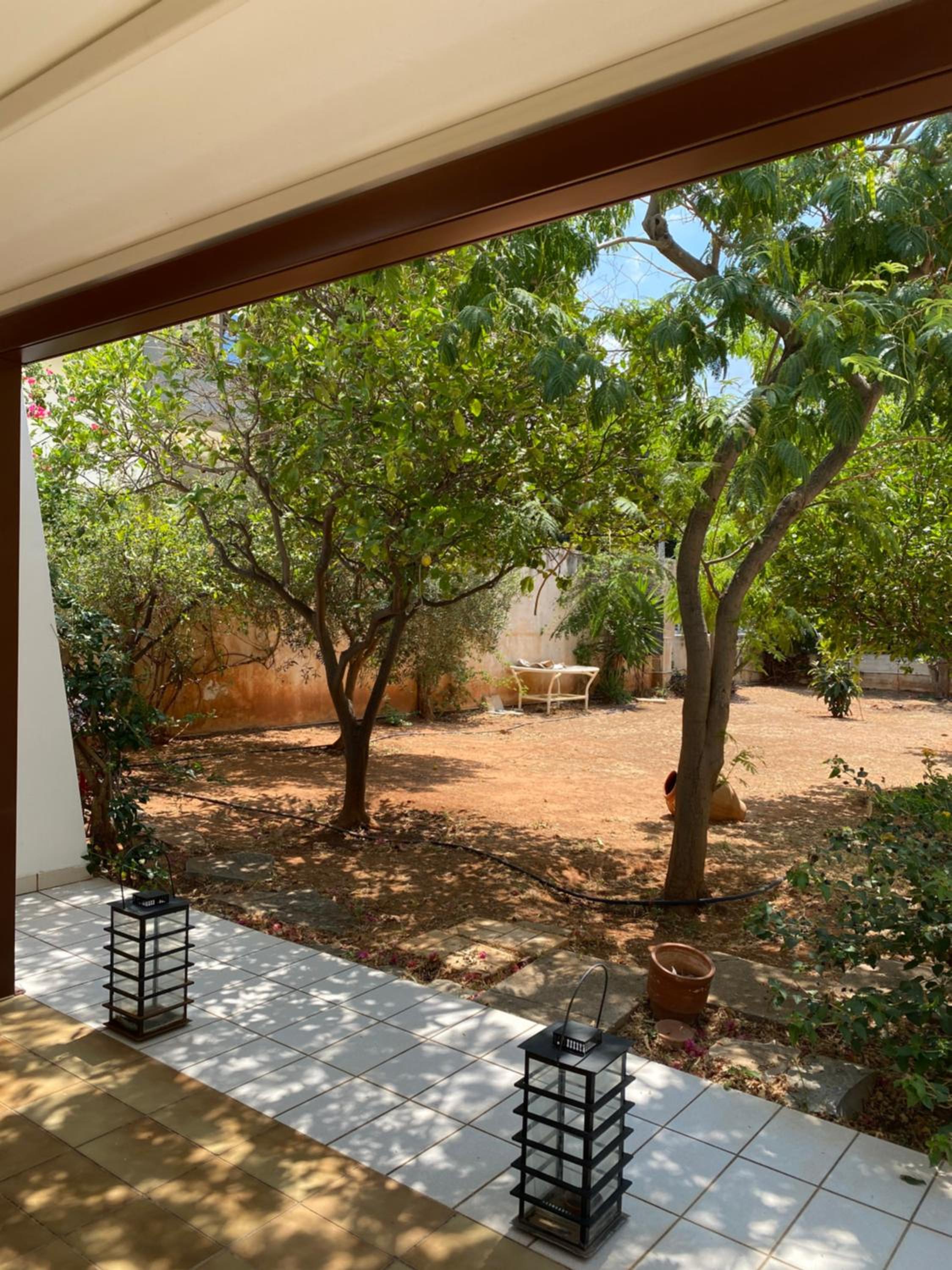 Glyfada Charm, Cozy & Warm with private parking