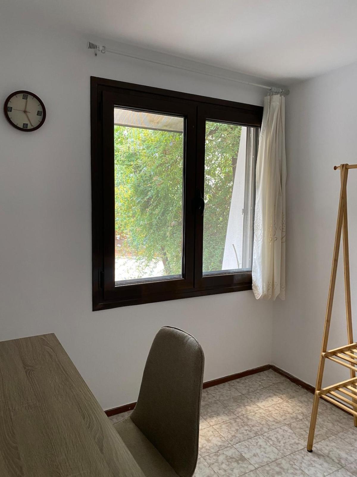 Glyfada Charm, Cozy & Warm with private parking