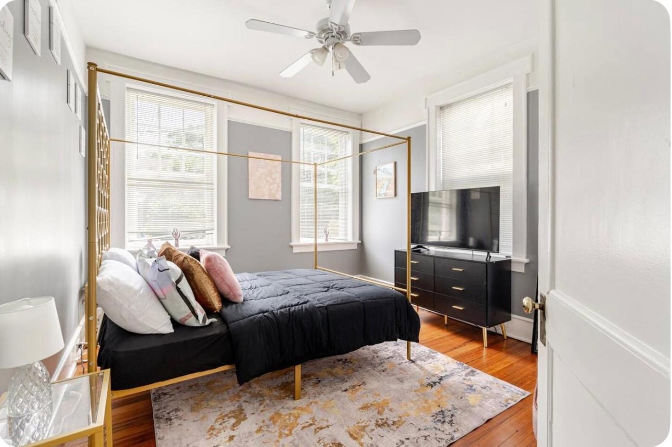 The Duval Den Getaway 2BR near Stadium!