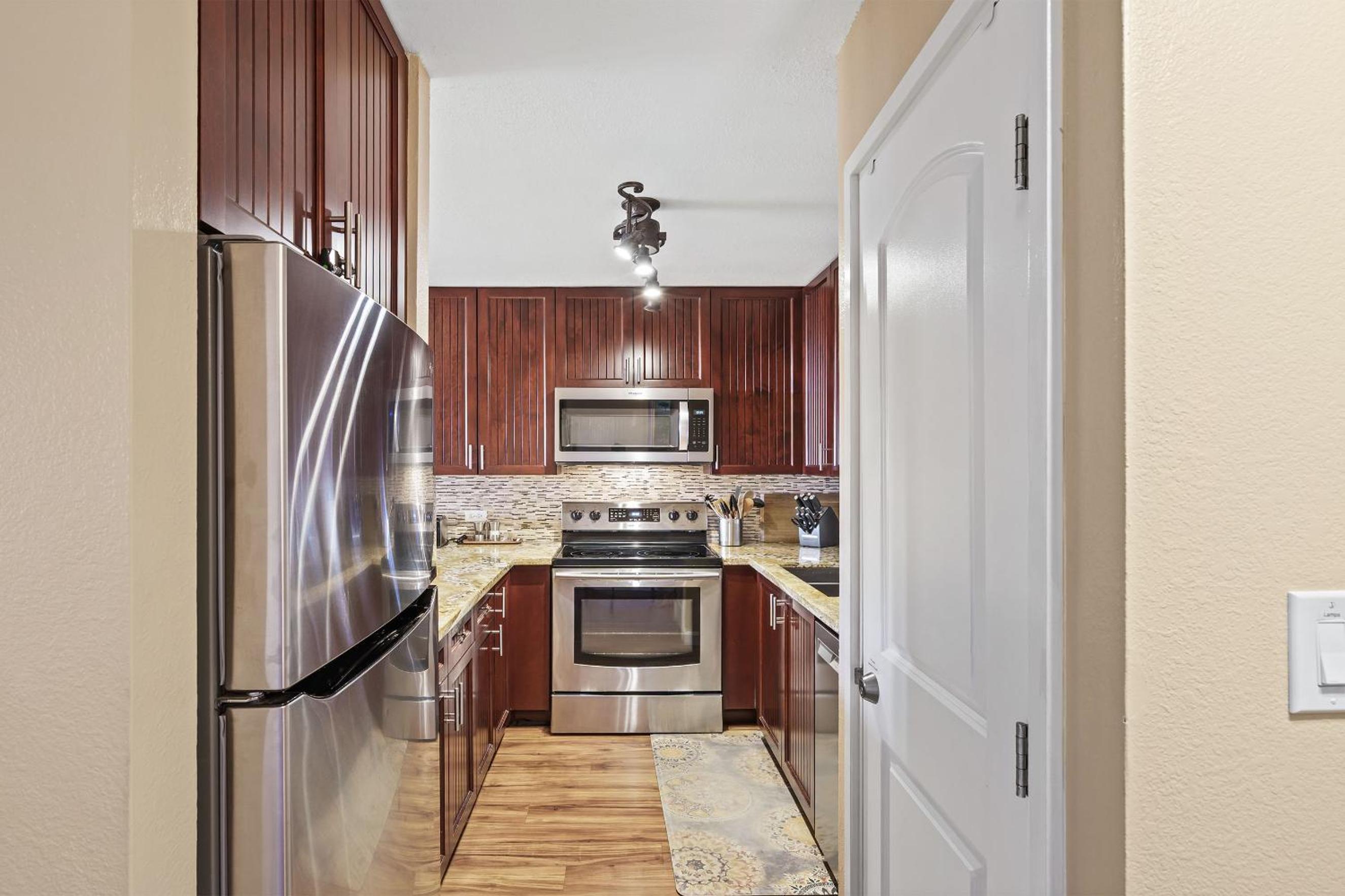 Kamaole Sands 10-307, Ocean View, Large Lanai, Twin Murphy Beds, Split-AC, Wi-Fi