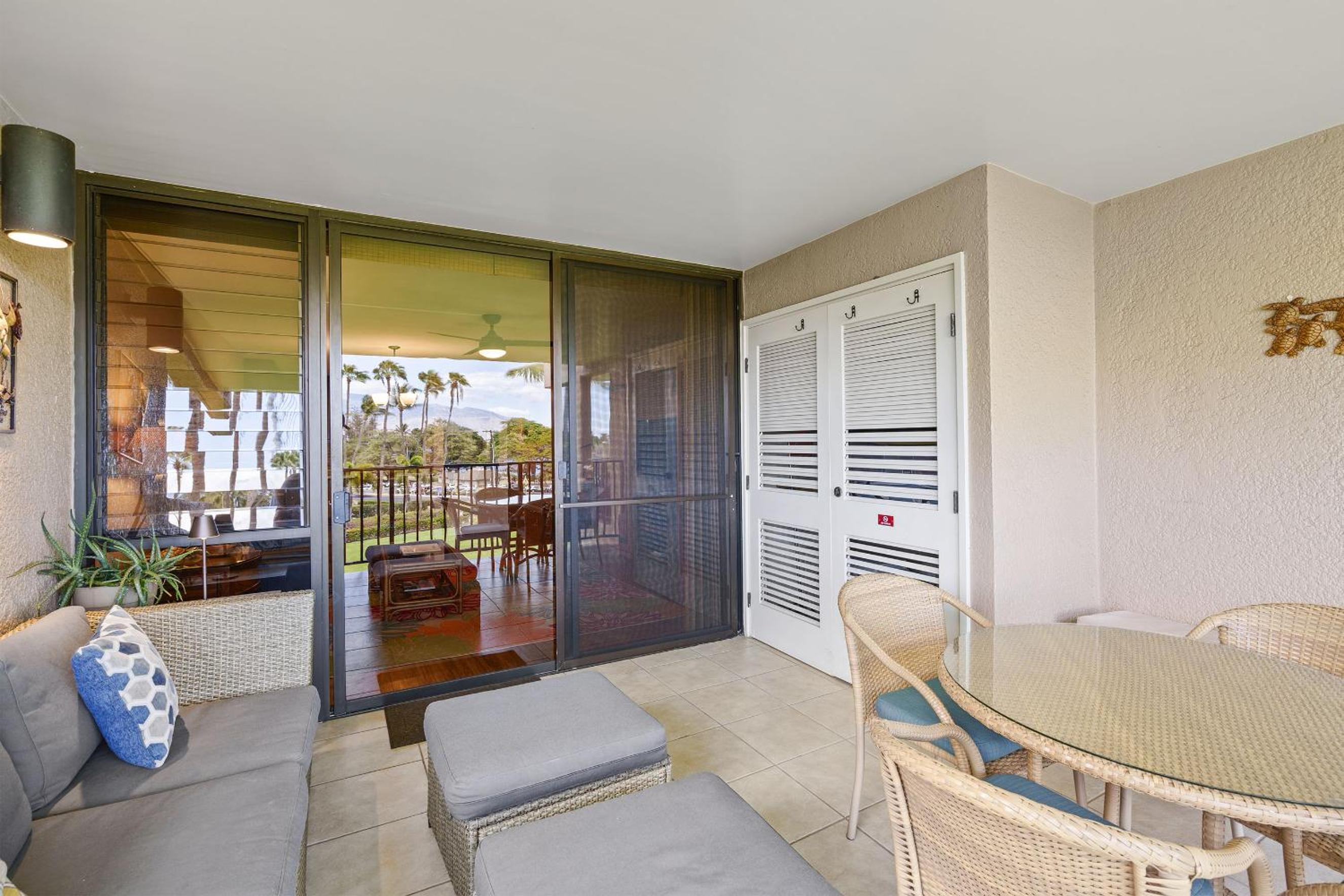 Kamaole Sands 10-307, Ocean View, Large Lanai, Twin Murphy Beds, Split-AC, Wi-Fi