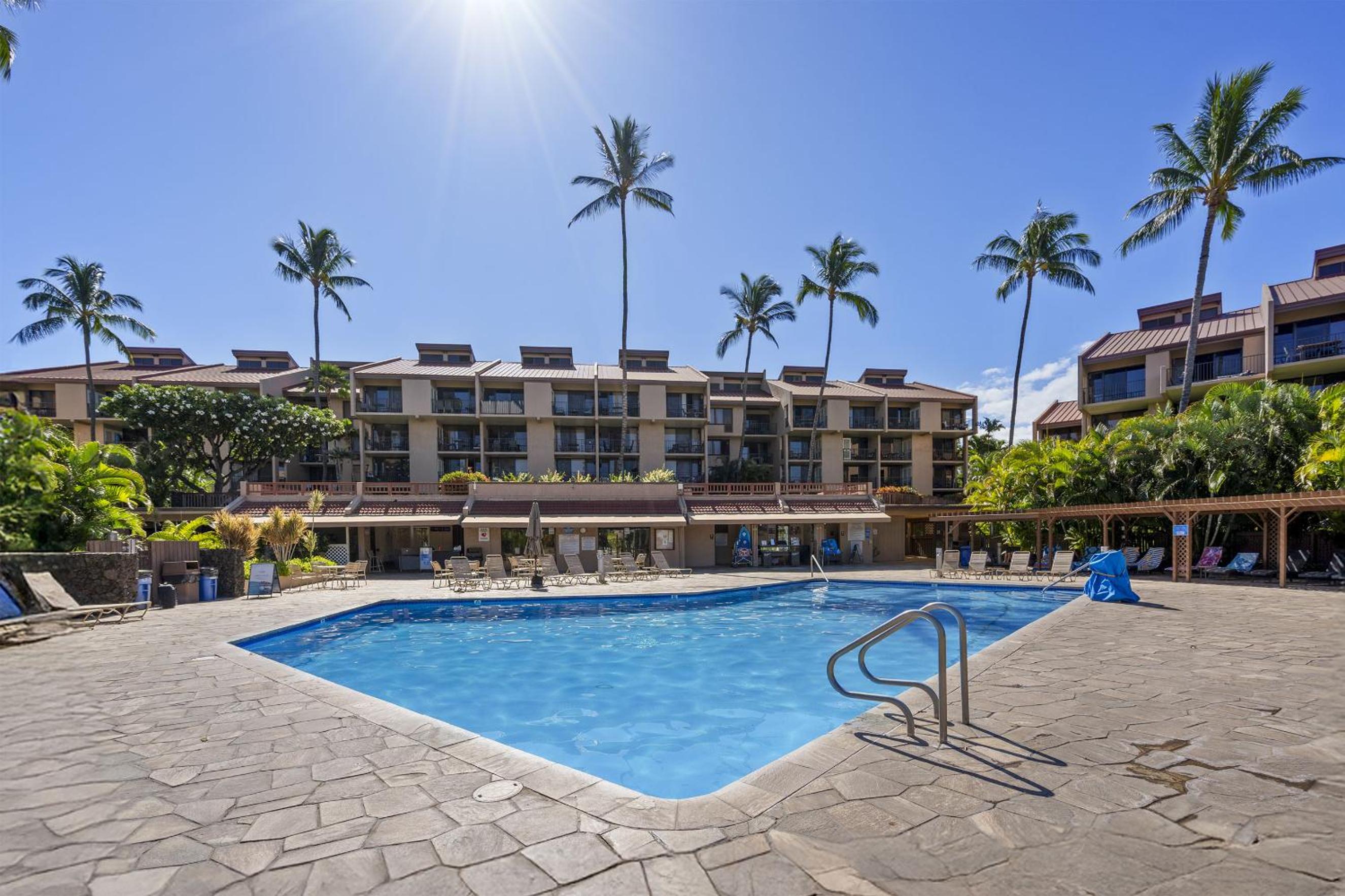 Kamaole Sands 10-307, Ocean View, Large Lanai, Twin Murphy Beds, Split-AC, Wi-Fi