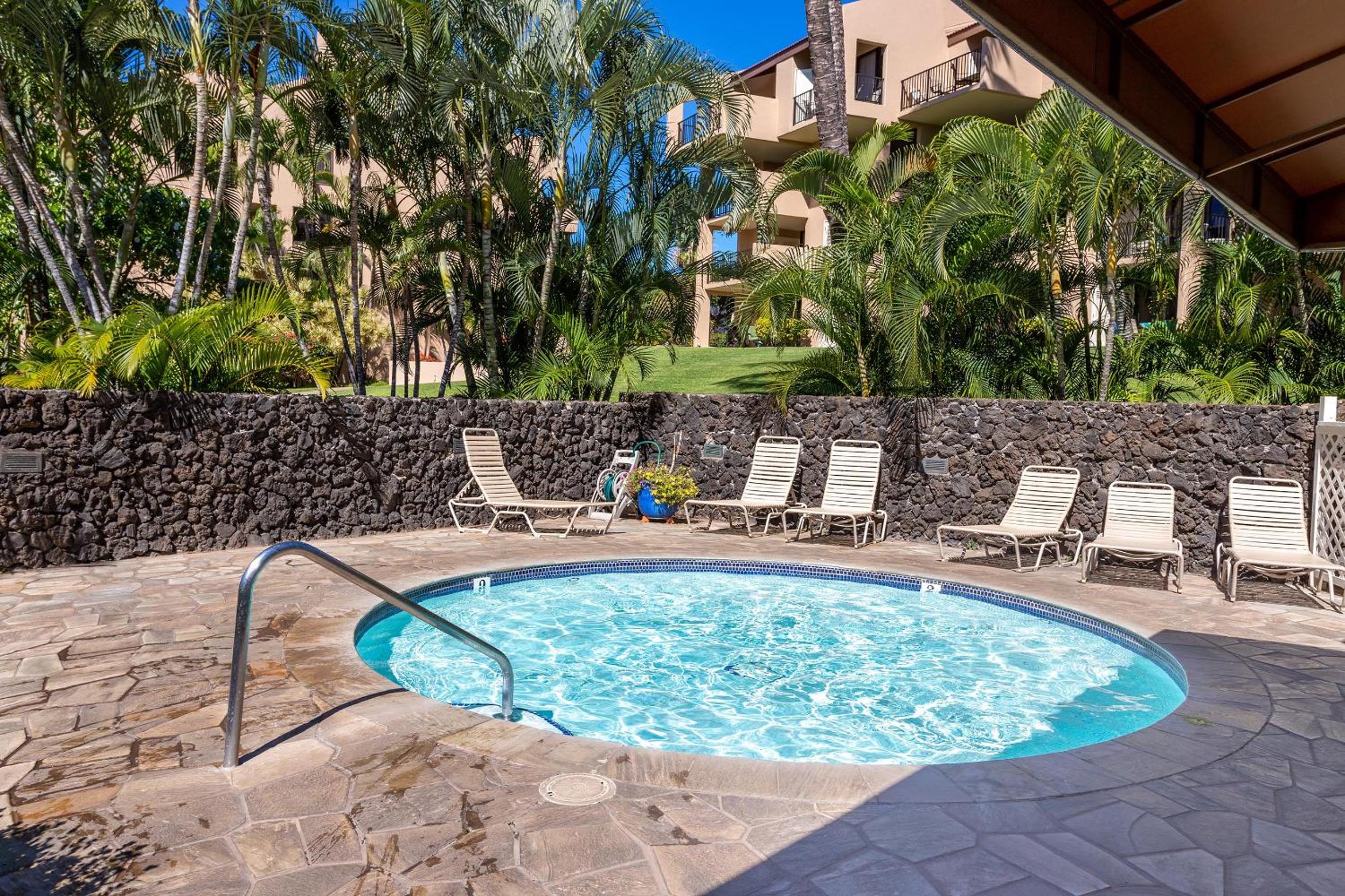 Kamaole Sands 10-307, Ocean View, Large Lanai, Twin Murphy Beds, Split-AC, Wi-Fi